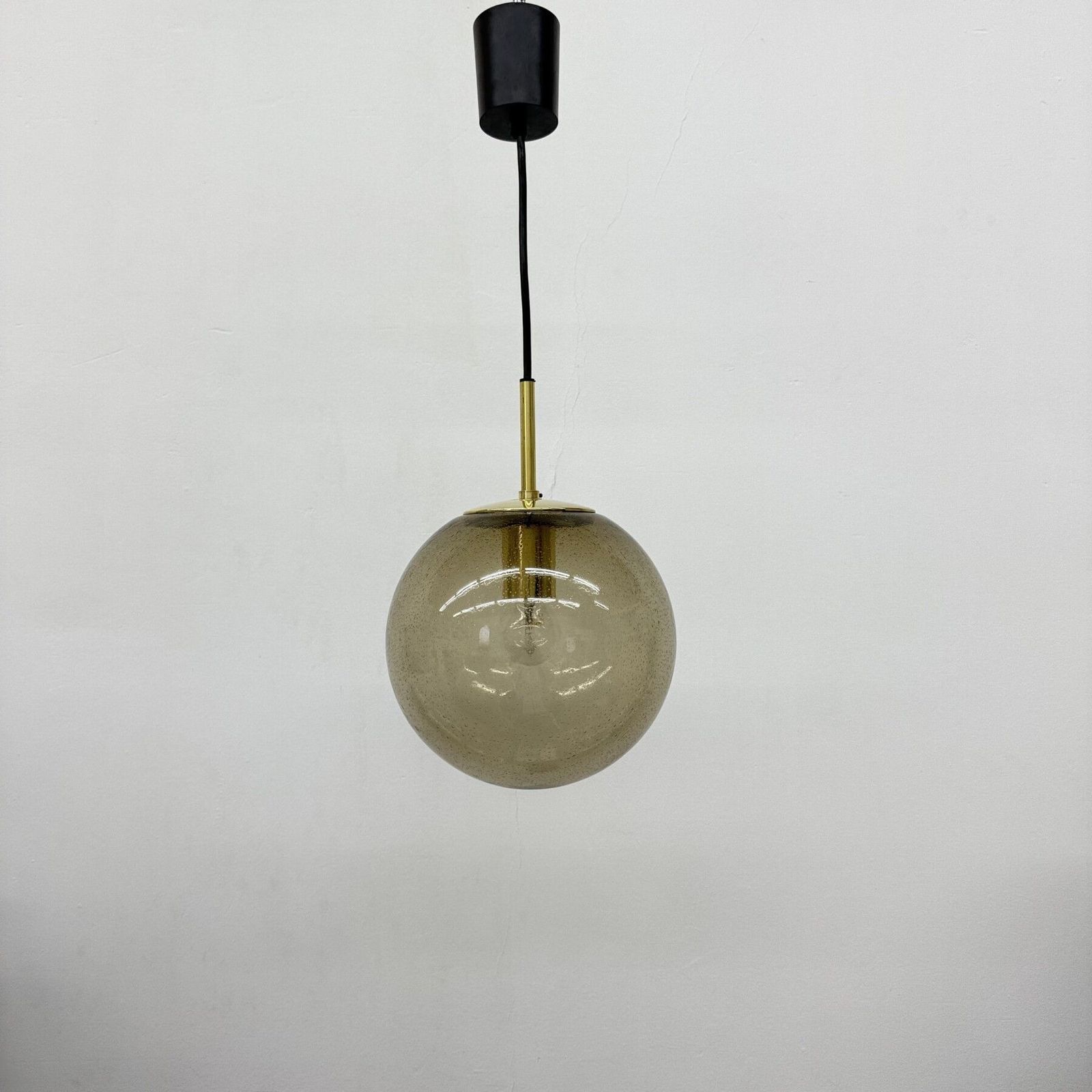 Limburg Glashütte Messing Rookglazen Bol Hanglamp, Jaren 1970 photo vintage