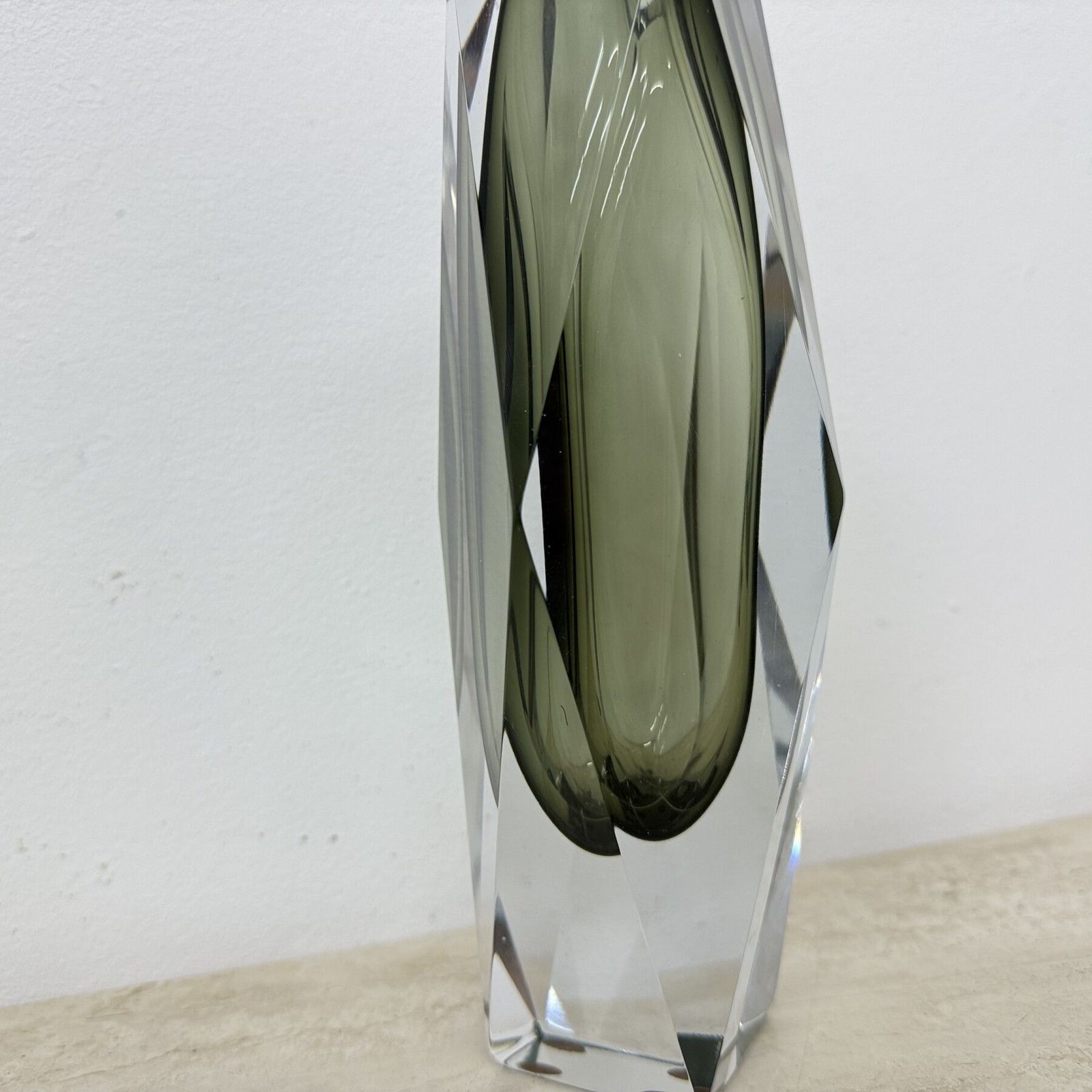 photo vinterior Murano Sommerso Glass Faceted Vase By Flavio Poli , 1970s