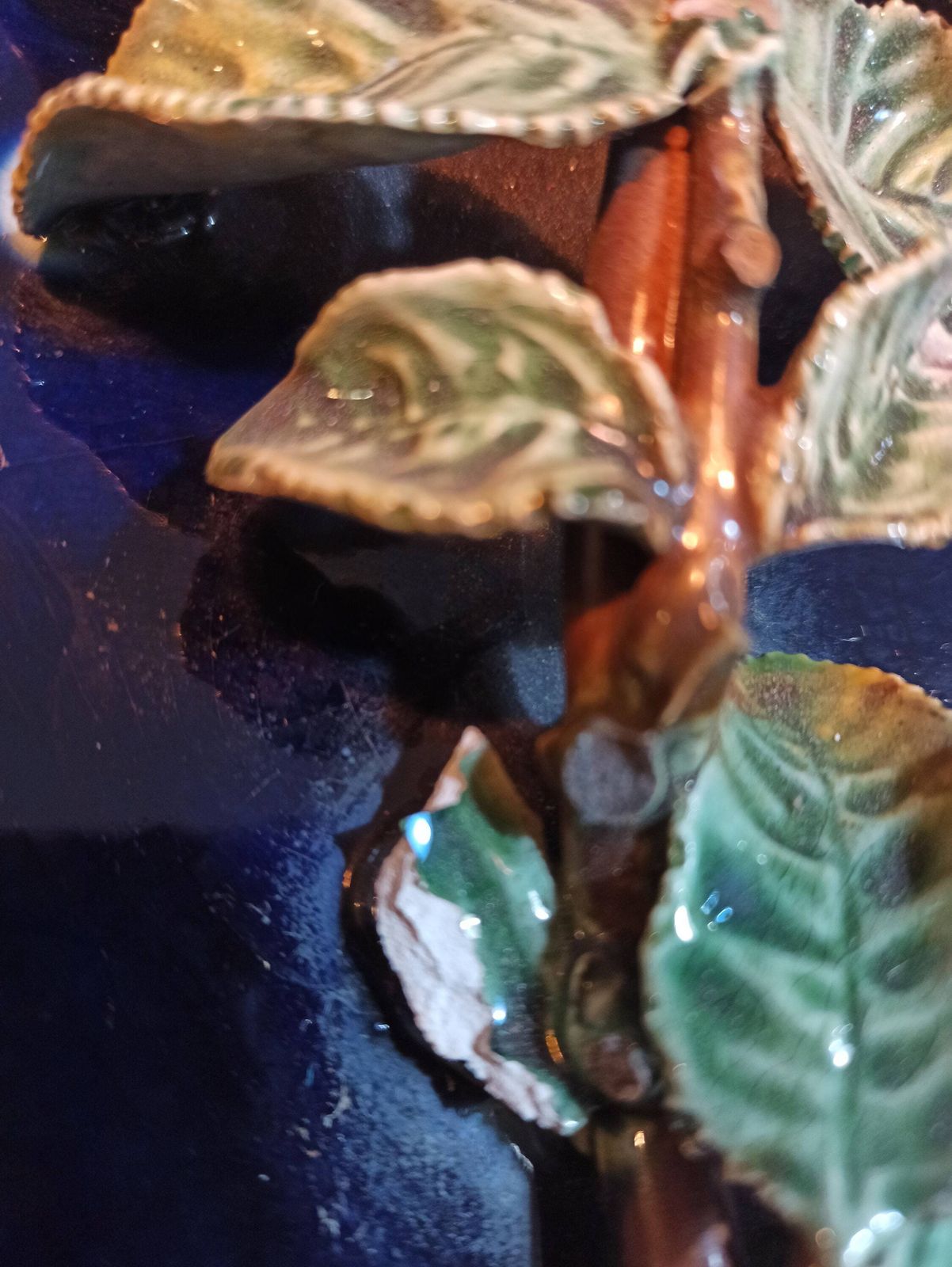 Antique Majolica Large Wall Plate. Roses And Cobalt Blue. High Relief. 19th Century. photo vinterior