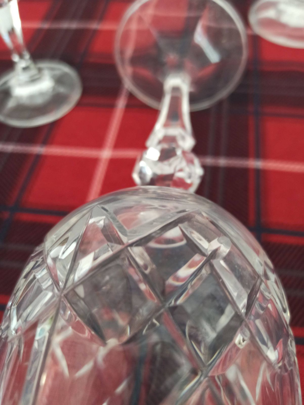 photo furniture Set Of Lead Crystal Glasses. 4 Wine Glasses And 4 Sherry / Liqueur Glasses. Excellent Condition.