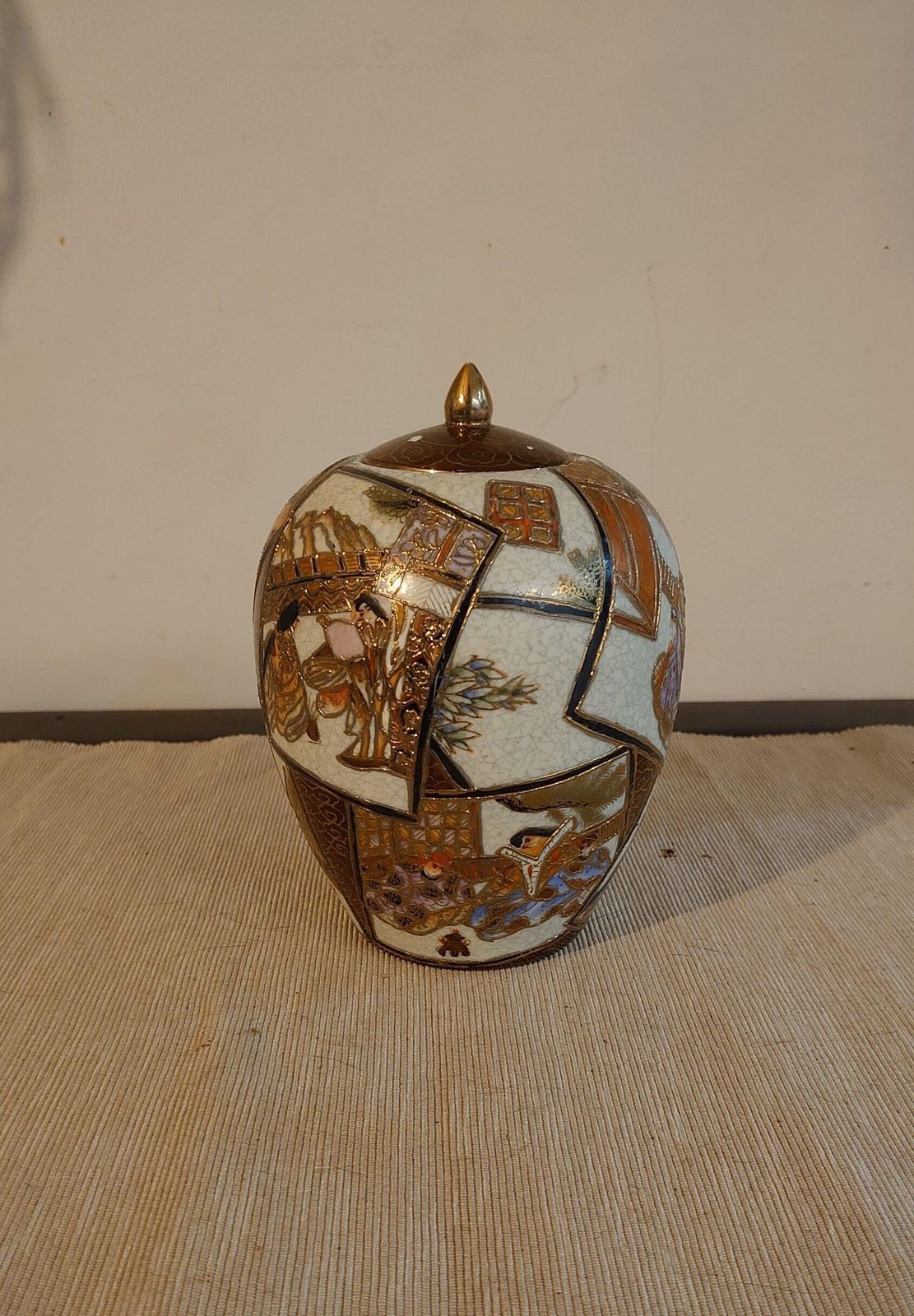 Satsuma Urn   16cm Tall And 11.5cm In Diameter   Very Good Condition! photo for sale