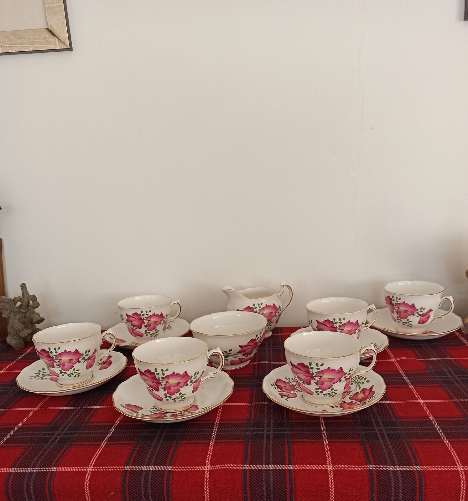 Royal Vale Bone China Tea Set. 6 Cups, 6 Saucers, Milk Jug And Sugar Bowl.