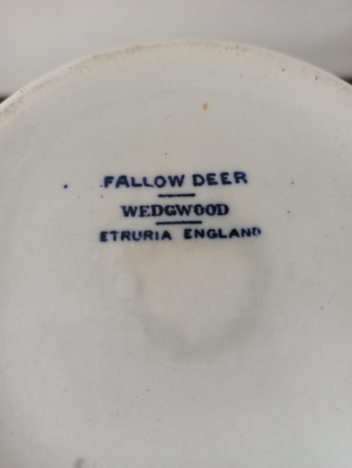 Wedgwood Rare Antique Fallow Deer Vase. Etruria. photo vinterior