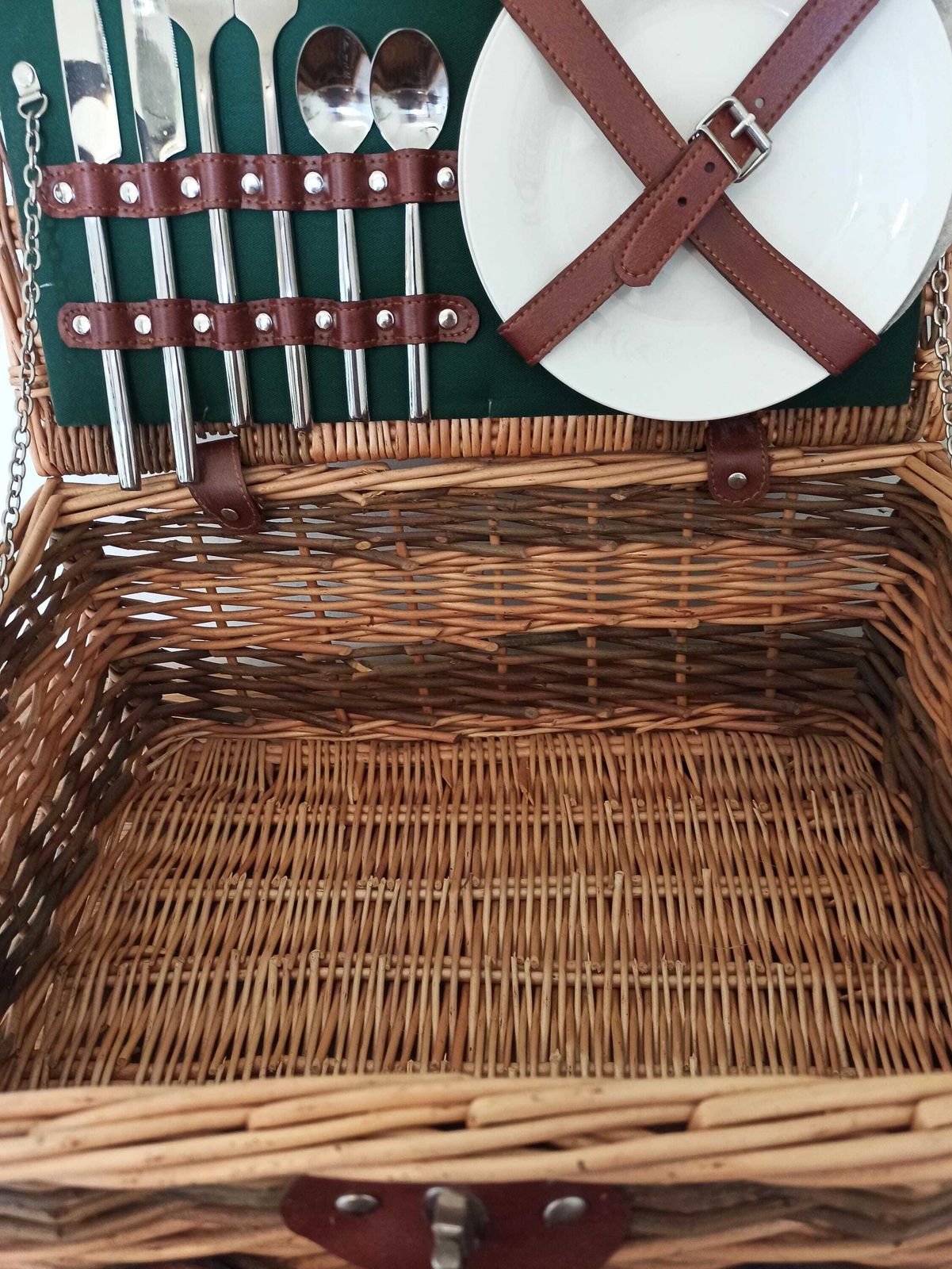 Wicker Picnic Basket For Two. John Lewis. Include, Blanket, Cooler Bag, Plates And Cutlery. Never Used. Very Good Condition. photo 70.0