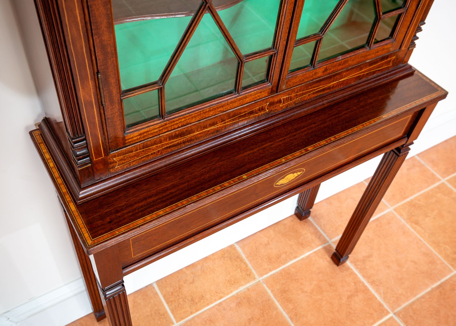 Fine Antique Glazed Cabinet And Consol.E Tabl.E Matching Set Inlaid Mahogany Astragal Glass Edwardia.N Victoria.N Hallway Living Room photo 2750.0