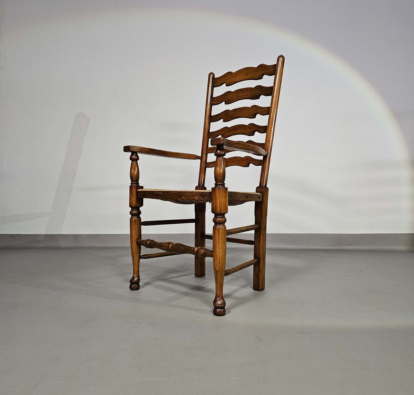 Set Of 4 Oak, Rustic, Farmhouse, Ladderback Dining Chairs With Rush Seats 1960s photo buy