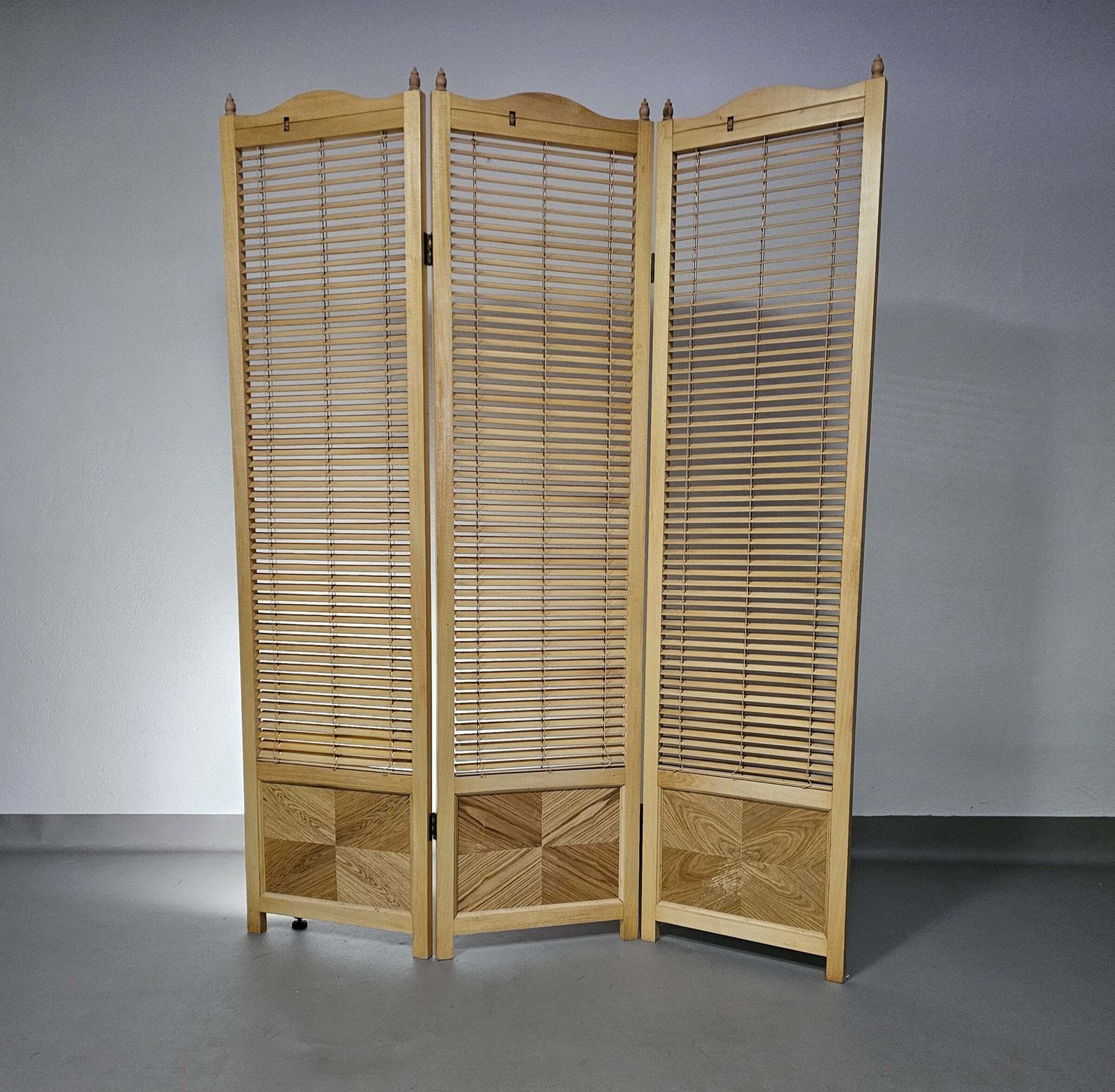 Room Divider French Blonde Beech Louvered Screen Room Divider, 1960s photo 846.0