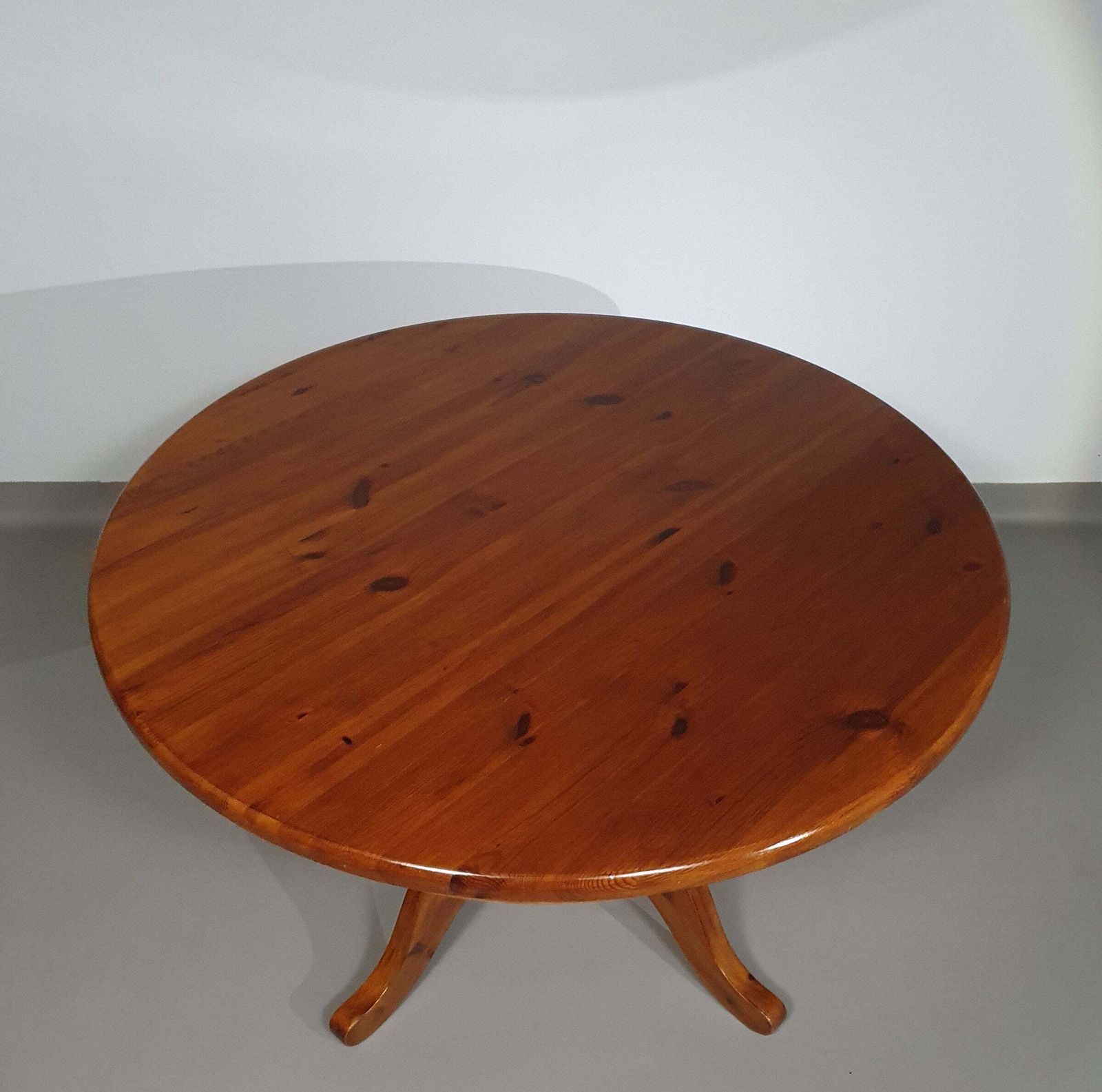 70s Pine Wood Dining Table / Wood Column Leg Table In 4 Leg Design With Round Top Width 125 Cm Height 75 Cm photo furniture