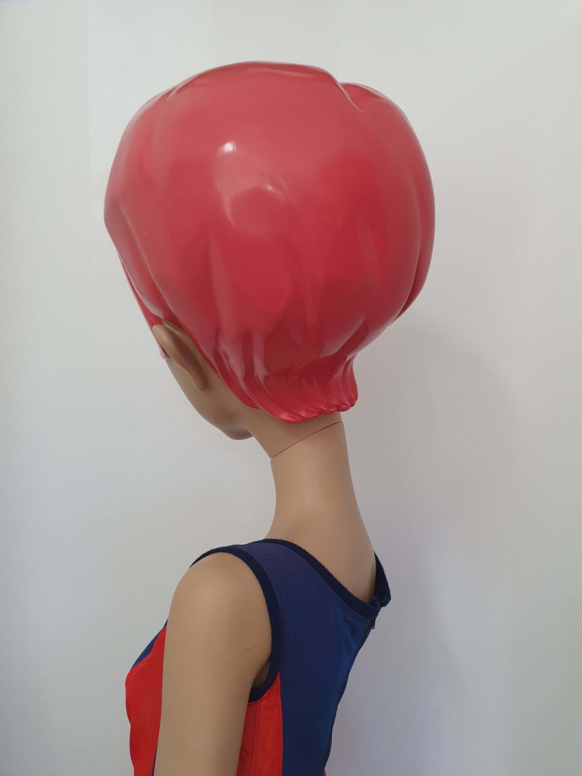 Chill Out Mannequin Made On Behalf Of De Bijenkorf 1995. photo vintage
