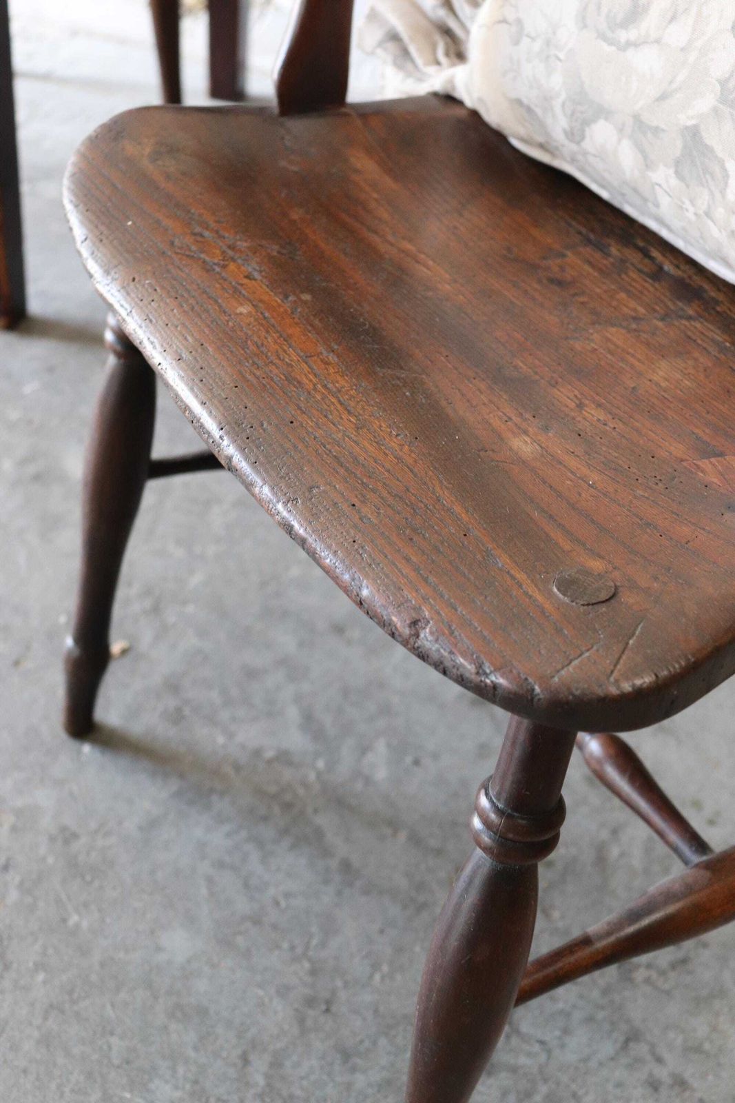 Charming Pair Of Engish Elm And Oak Wheel Back Farmhouse Carver Chairs photo for sale