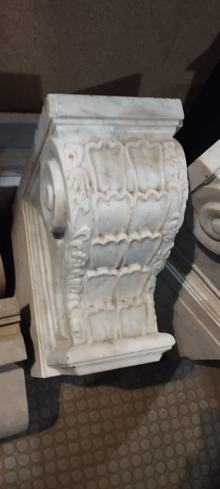 Pair Of Large Capitals, 18th Century Marble Shelves photo furniture