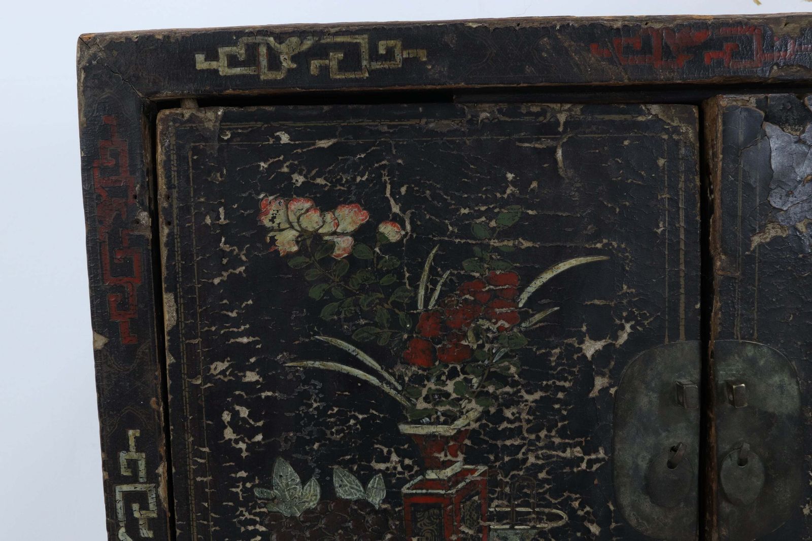 Late 18th Century Dark Lacquered Hand Painted Chinese Book Cabinet photo Furniture