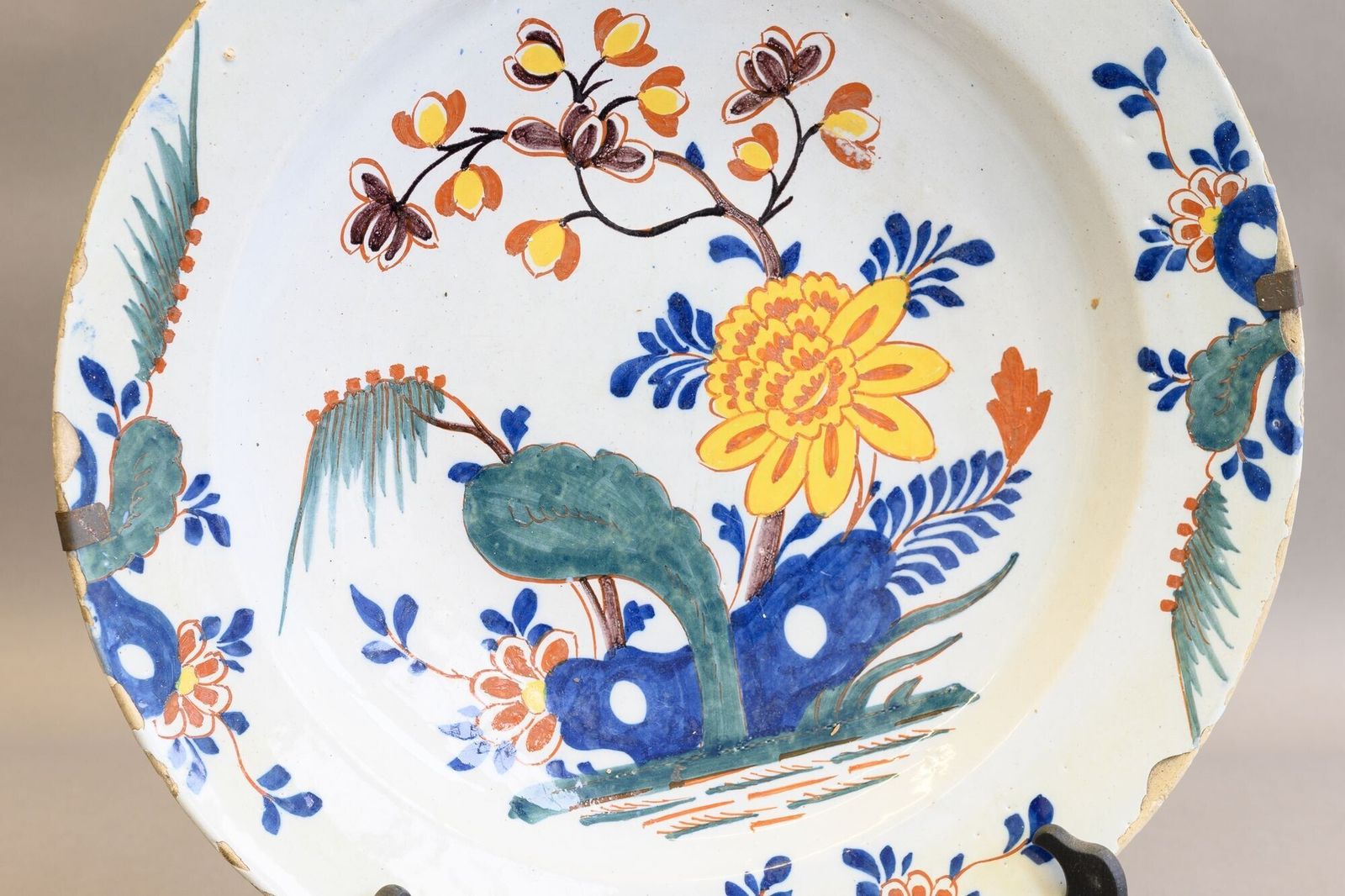 Faience Charger photo Home Decor