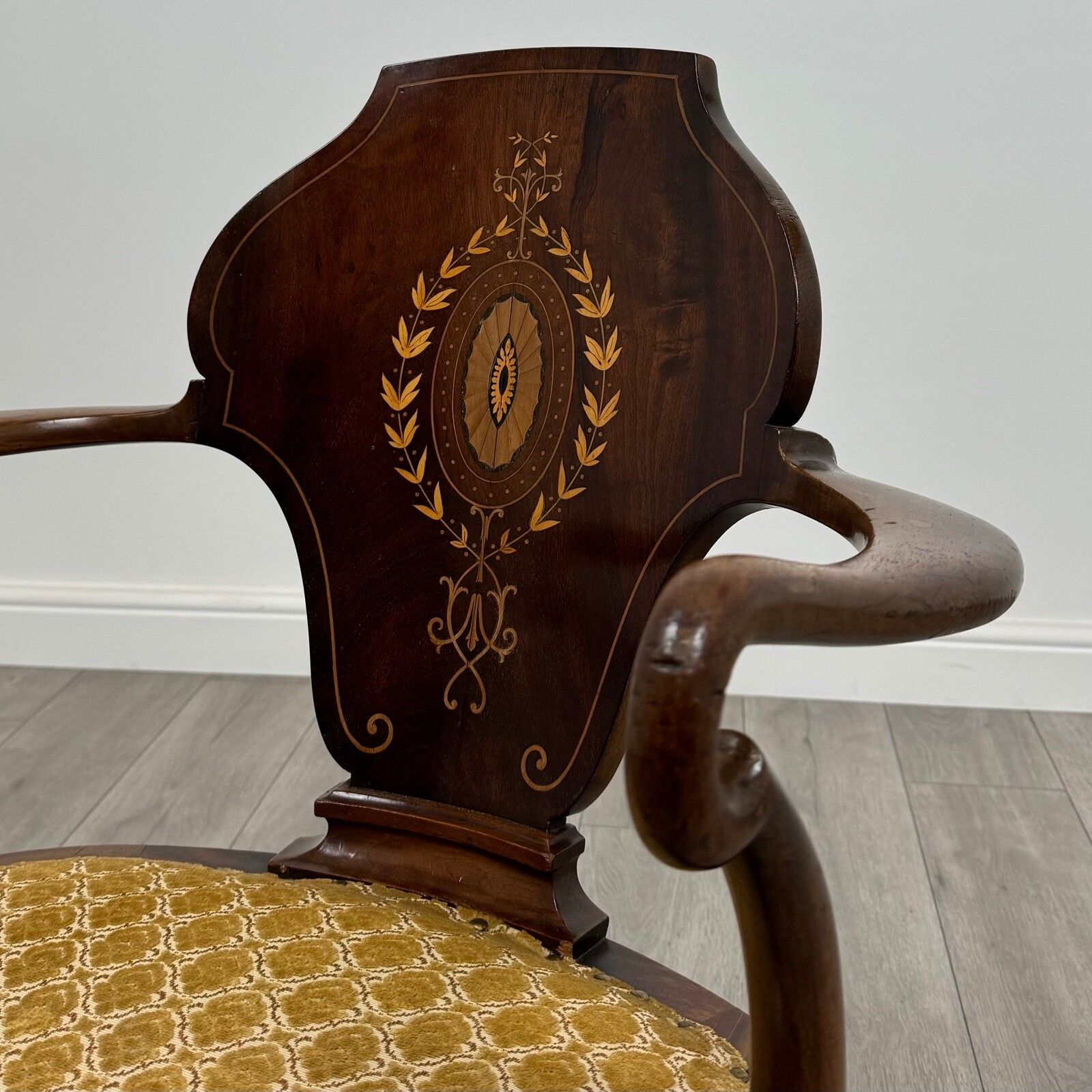 photo furniture Antique 20th Century Fine Quality Open Armchair In Mahogany ( Ref Af 3727