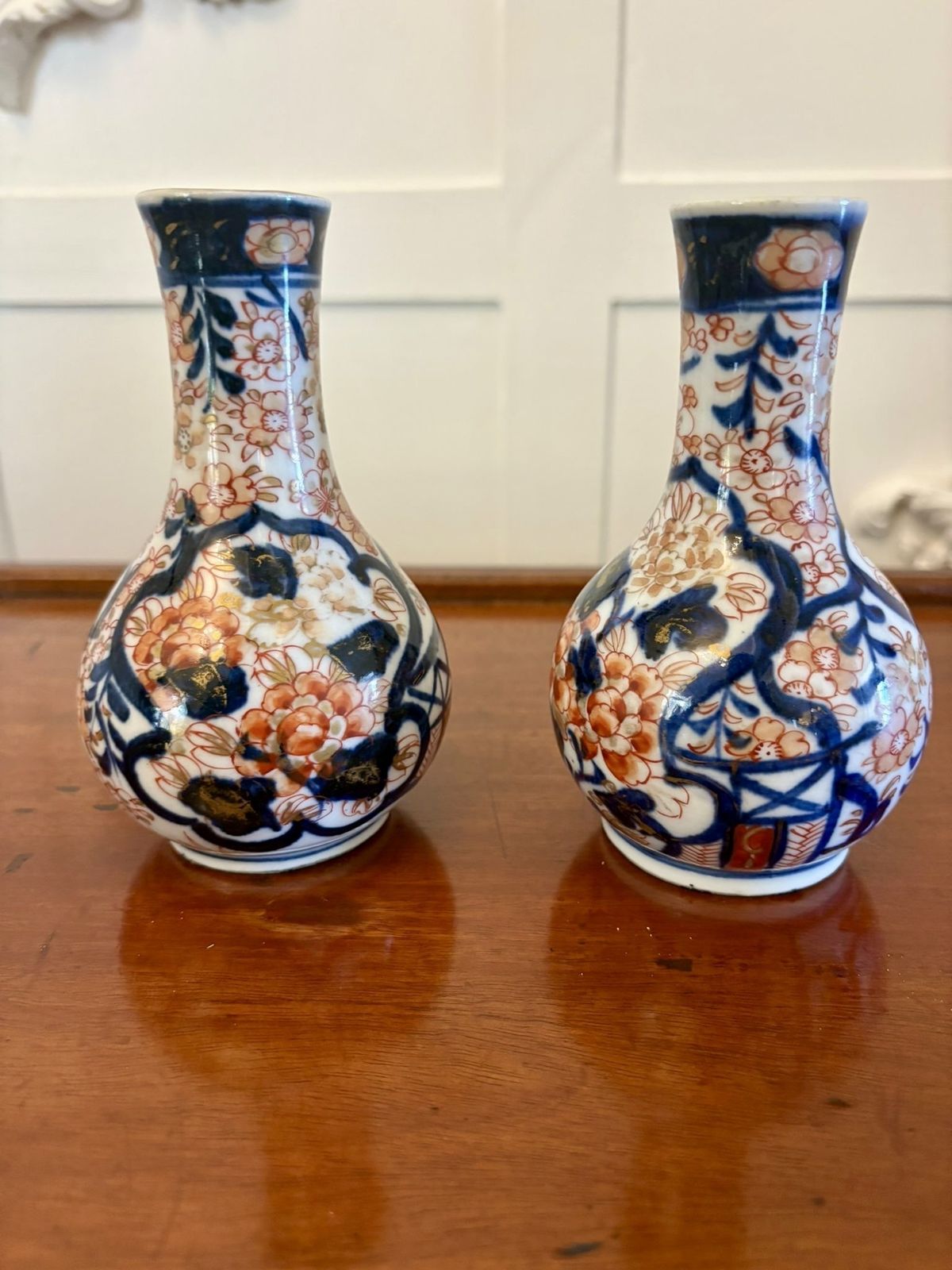 Small Pair Of Antique 20th Century Quality Japanese Imari Vases photo buy