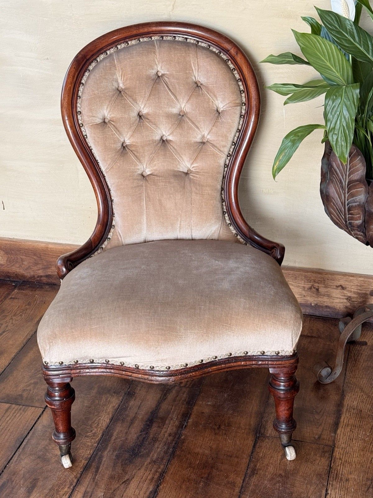Antique Mahogany Bedroom Spoon Back  Mocha Nursing Reading Libary Lady's Chair photo for sale