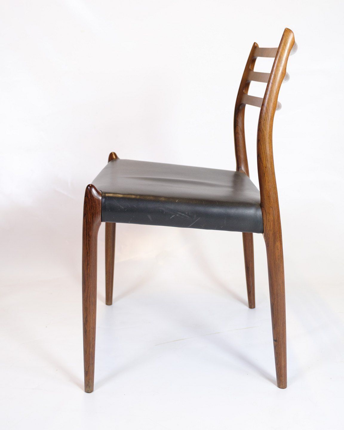 Set Of Four Dining Chairs Model 78 In Rosewood & Black Leather  By Niels Otto Møller For Jl Møllers Furniture Factory From 1950s photo buy