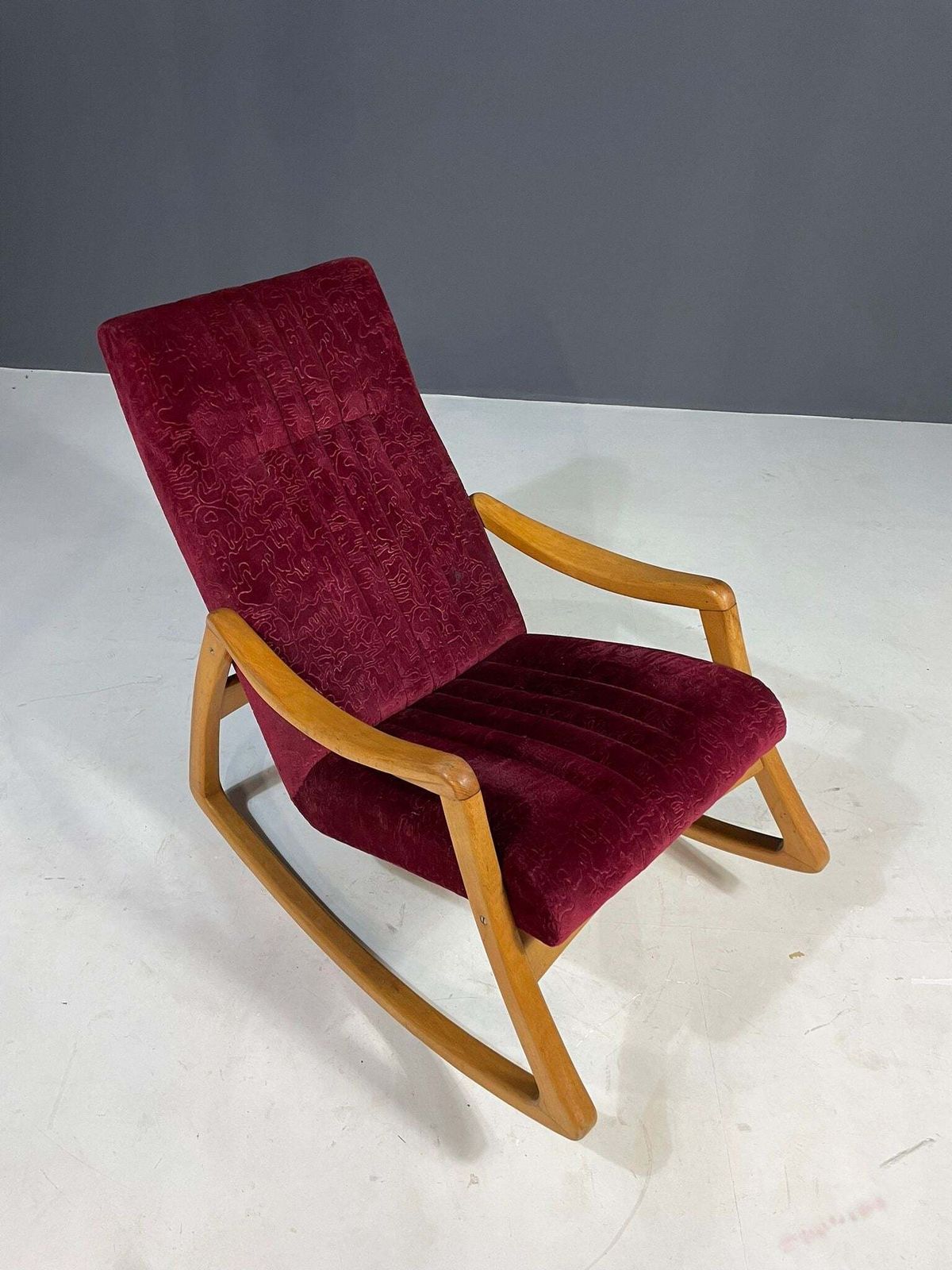 Mid Century Bentwood Schommelstoel Van Ton, Tsjecho Slowakije, Jaren 1960 photo 628.0