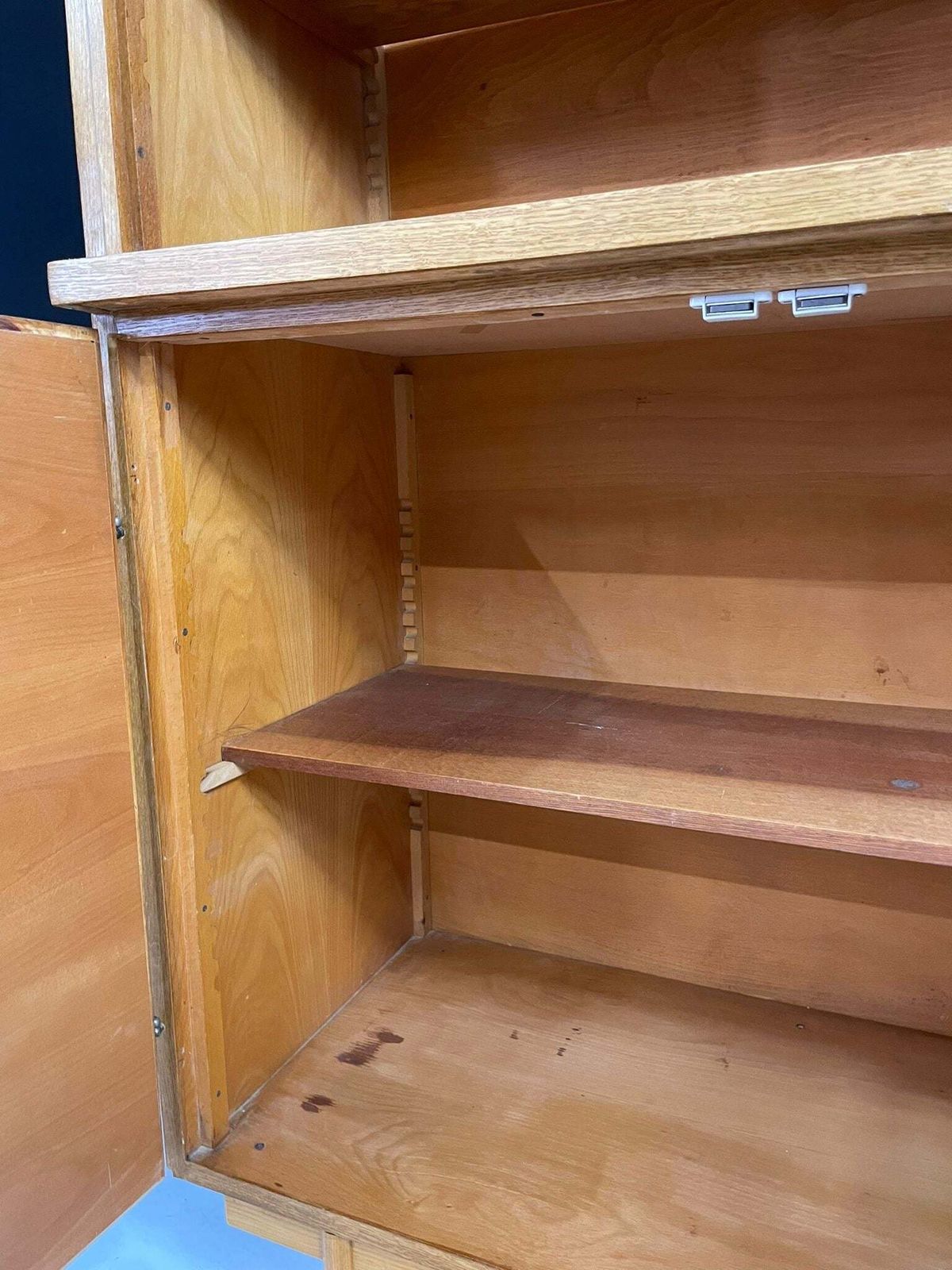 photo vinterior Mid Century Dressoir Van Interiér Praha Met Tambour Schuifdeksel, Jaren 1960, Tsjecho Slowakije