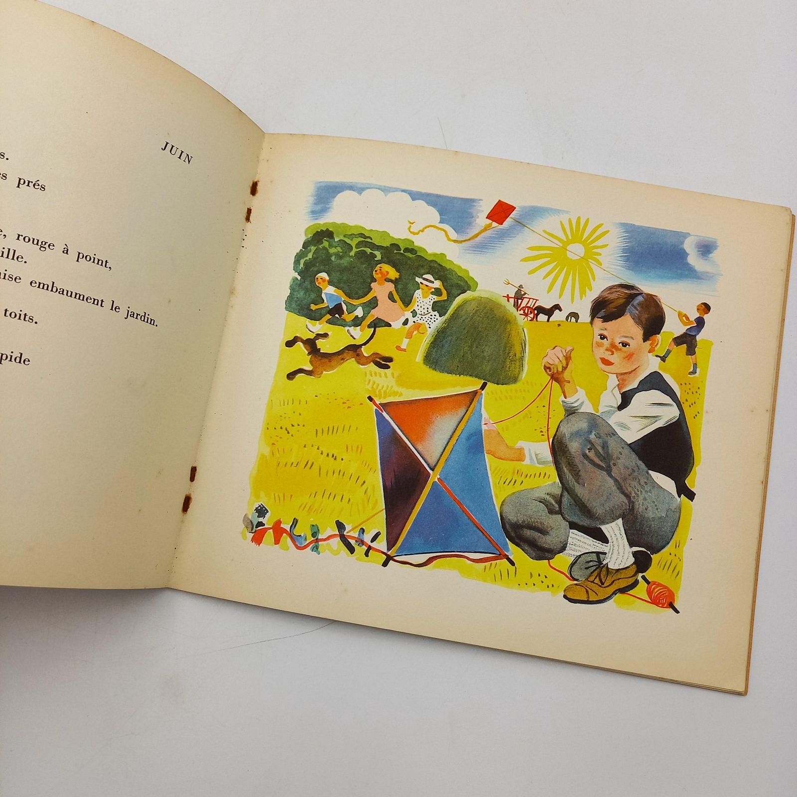 Calendrier Des Enfants   Vintage French Children's Calender Book Published By Ernest Flammarion, 1956. Beautifully Illustrated! Rare Book photo vintage