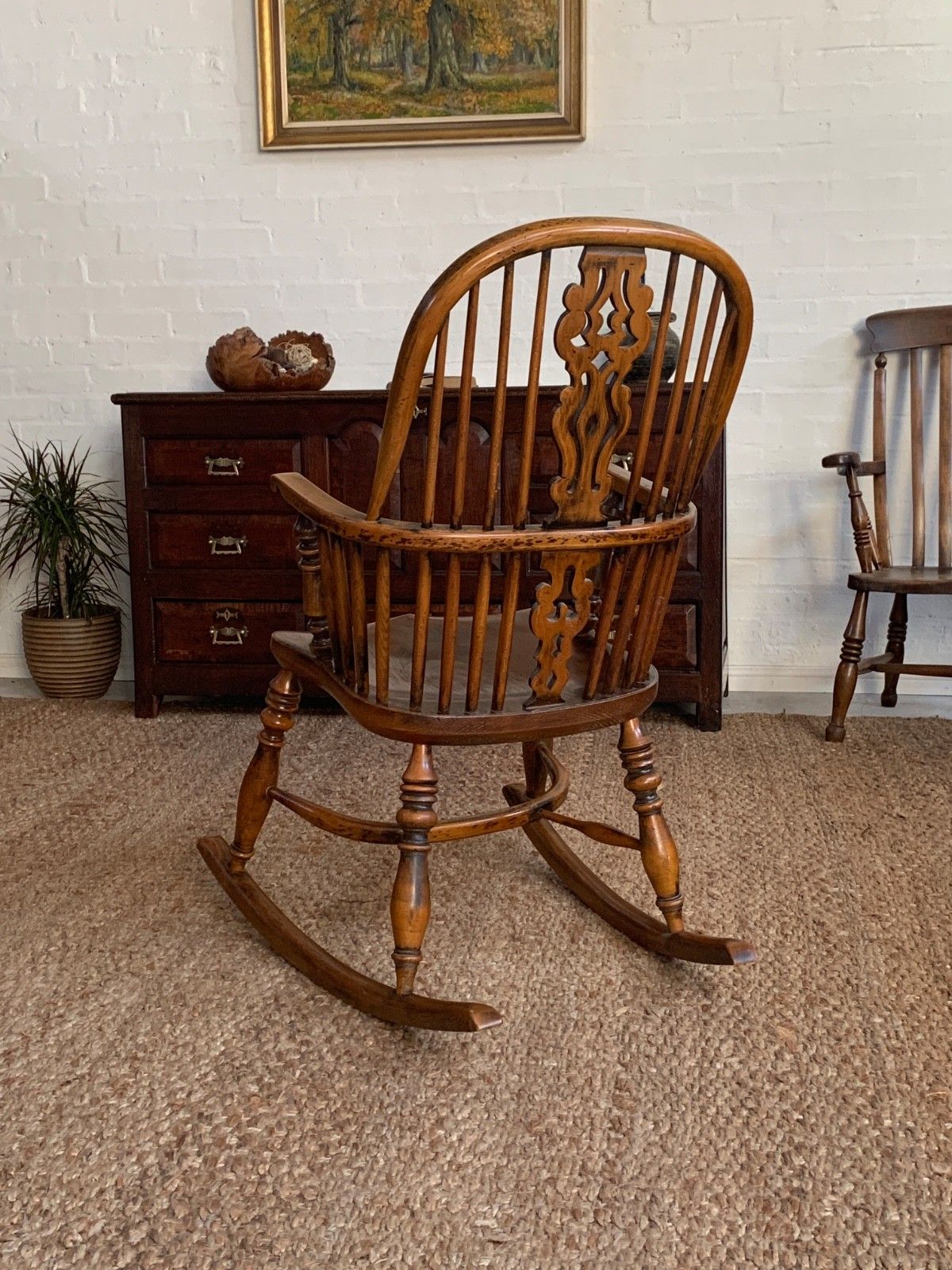 19th Century Country Style Windsor Rocking Chair photo Furniture