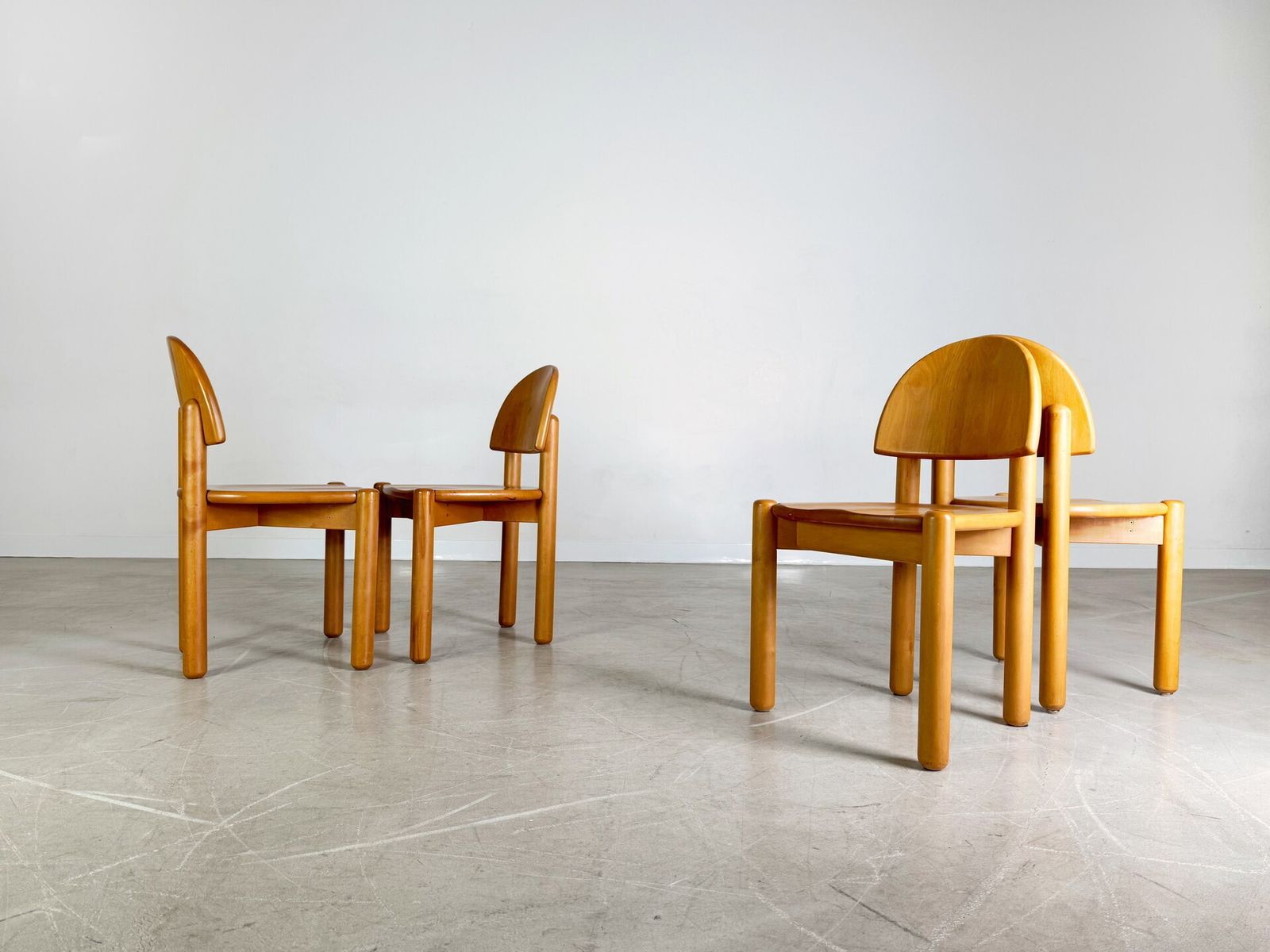 photo furniture Set Of 4 Rainer Daumiller Chairs Midcentury Chair Beech Vintage