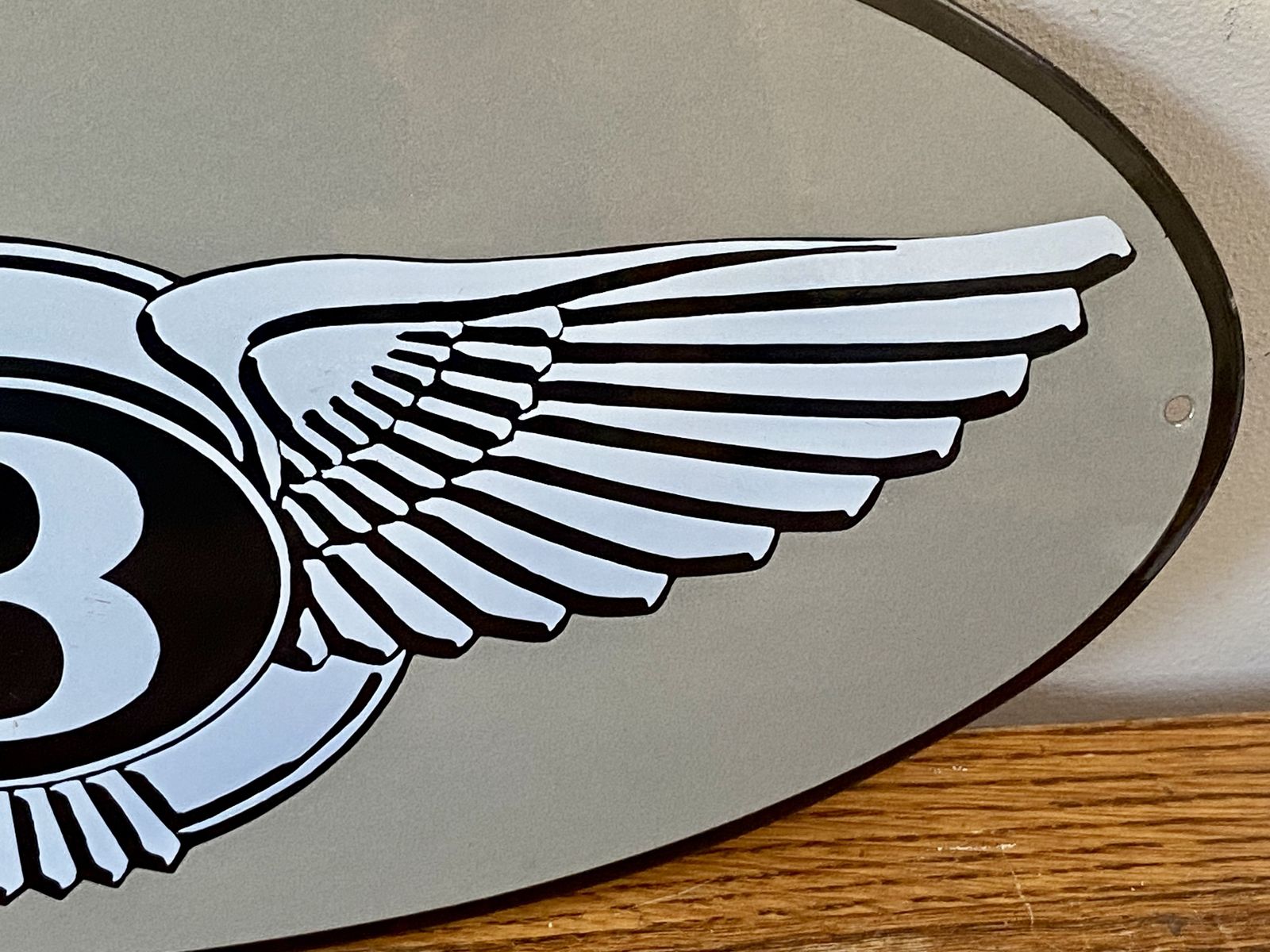 Home Decor Bentley Winged B Flying B Dealership Garage Metal Automotive Automobile Car Dealer Sign Showroom Wall Art Continental Gt Gtc Bentayga Suv Flying Spur photo