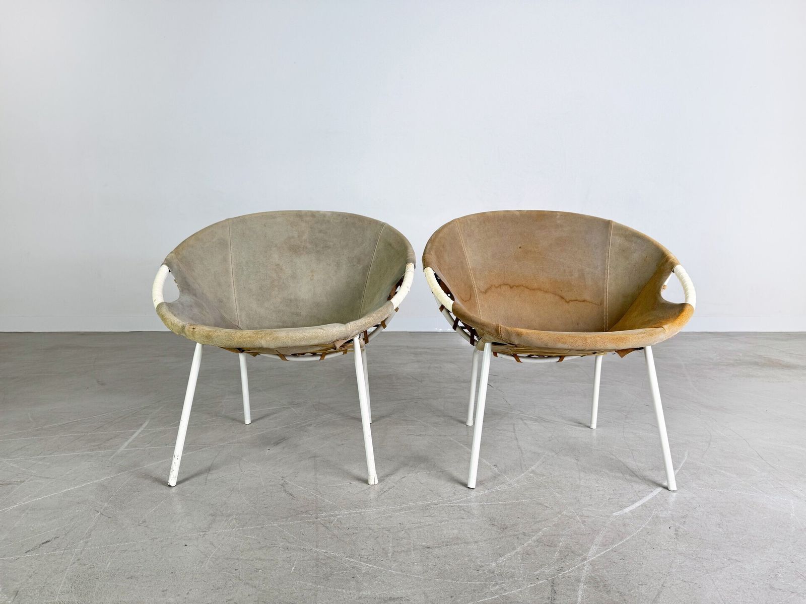 Set Of 2 Original Midcentury Armchairs Lusch & Co Baloon Chair Suede photo for sale
