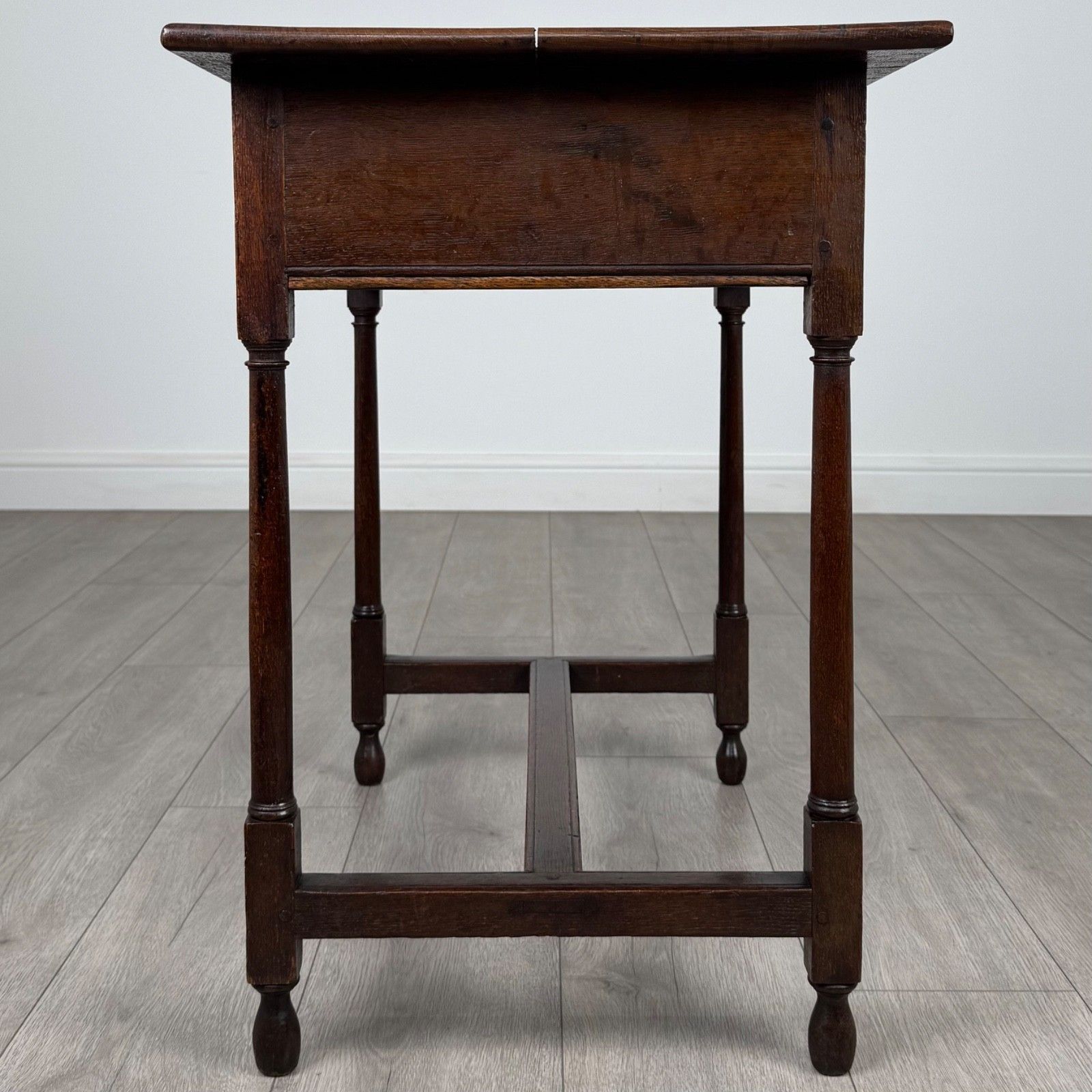 Antique 18th Century Good Quality Side Table In Oak photo for sale
