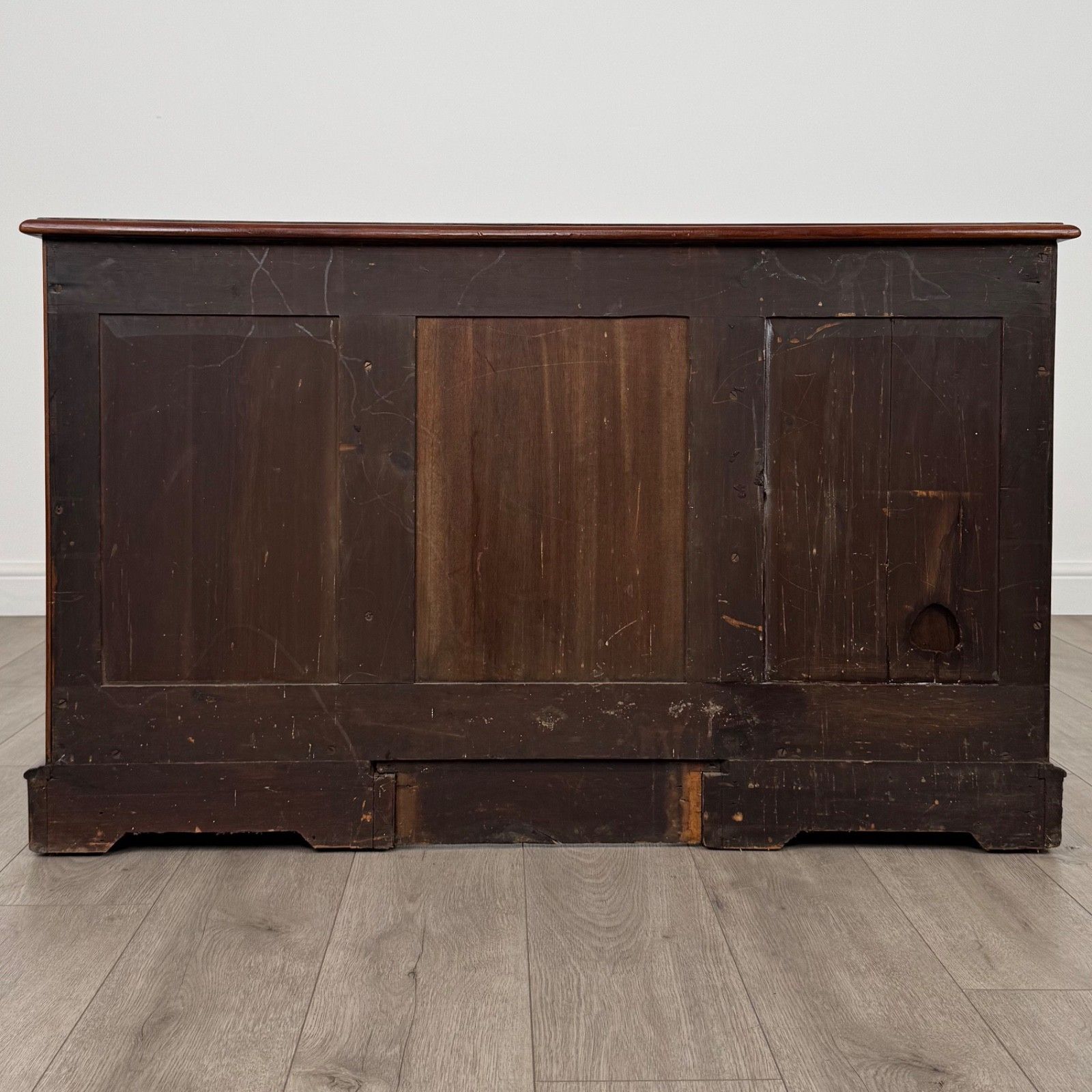 Antique 19th Century Good Quality Desk In Mahogany photo vinterior