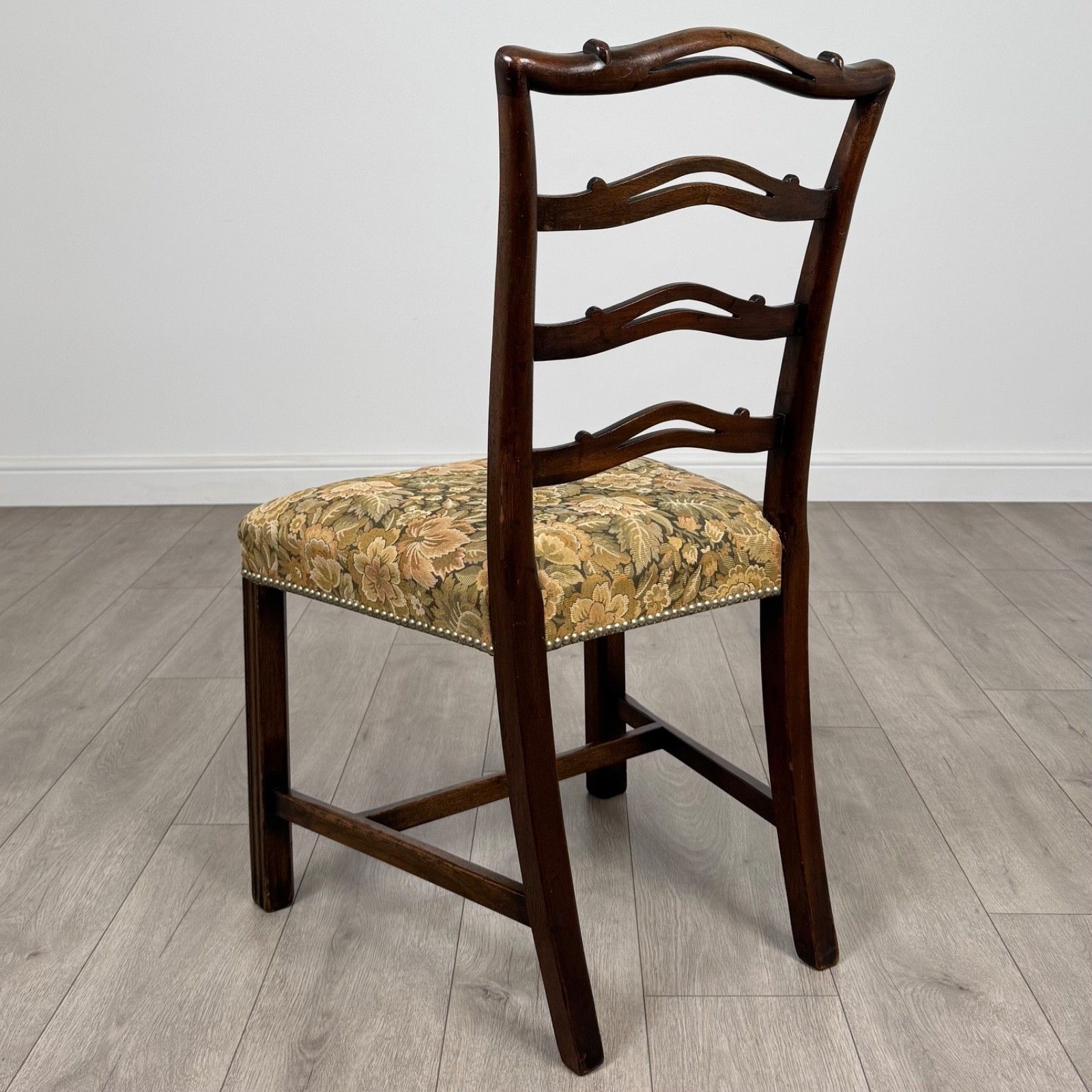 Antique 19th Century Set Of 8 Mahogany Dining Chairs photo Furniture