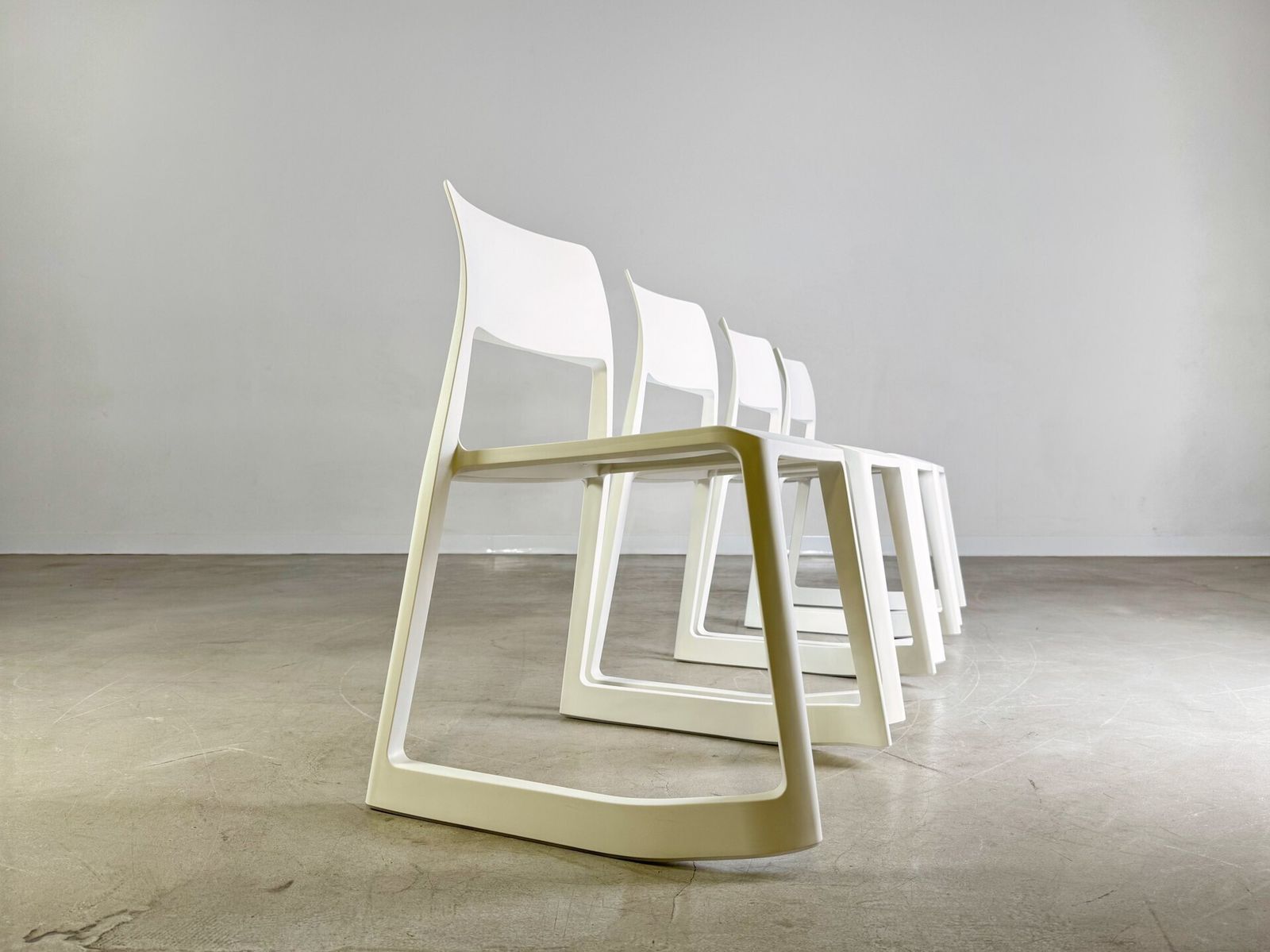 Original Set Of 4 Vitra Tip Ton Chair Edward Barber Jay Osgerby II photo vinterior