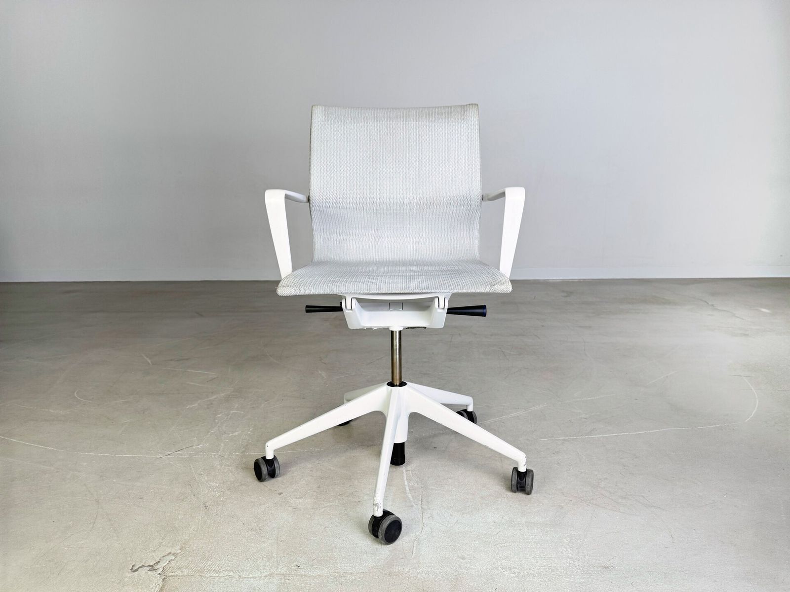 Original Vitra Physix Office Chair Trioknit Gray Grey Armchair photo for sale