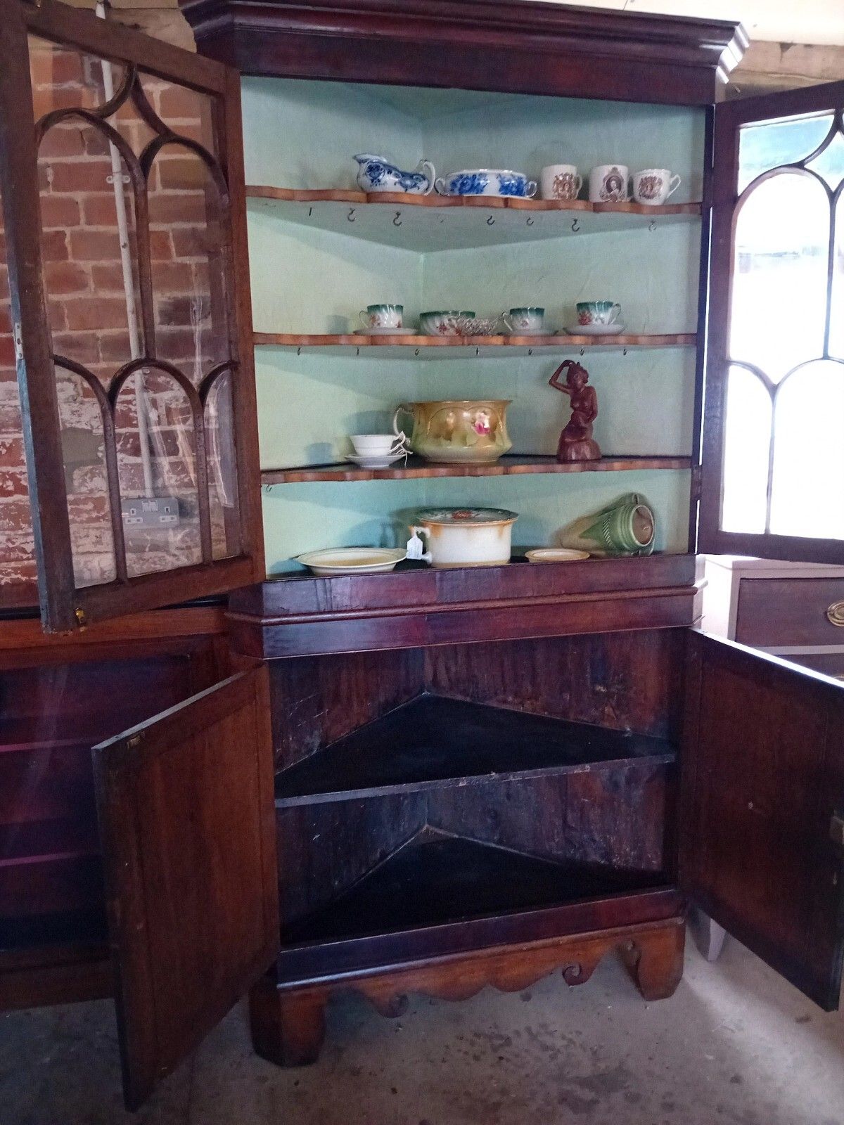 Fabulous Georgian Oak Country House Big Character Cupboard Cabinet Glazed Drinks photo furniture