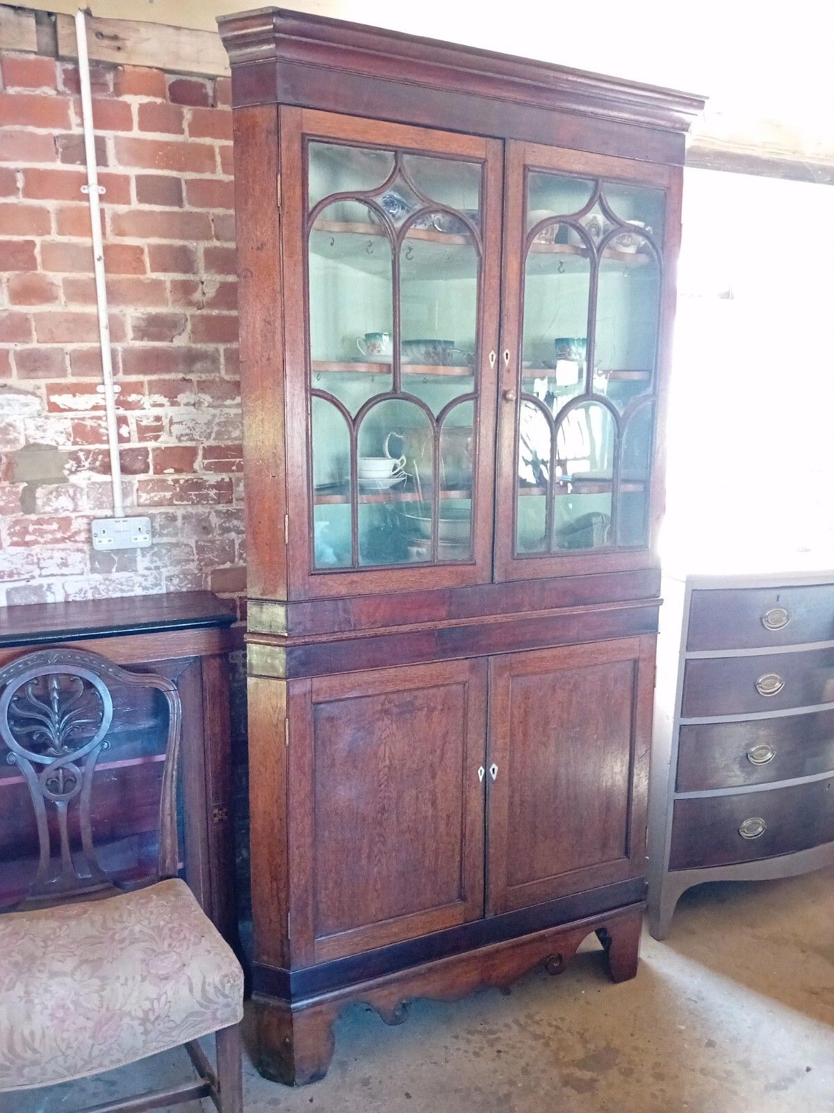 Fabulous Georgian Oak Country House Big Character Cupboard Cabinet Glazed Drinks photo for sale
