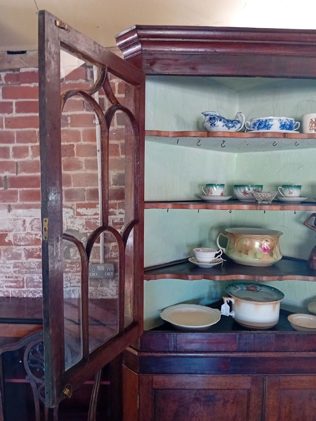 Fabulous Georgian Oak Country House Big Character Cupboard Cabinet Glazed Drinks photo vinterior