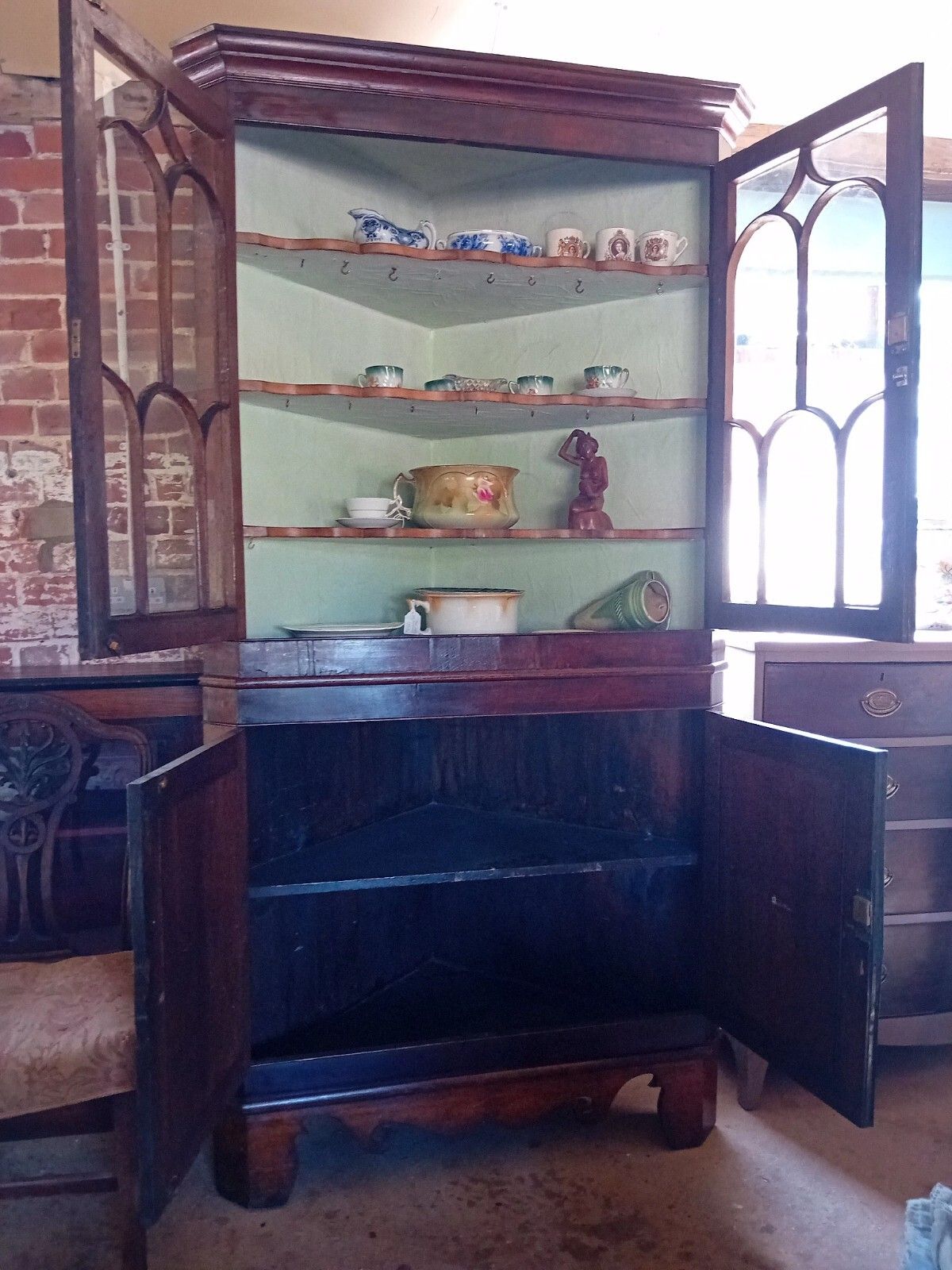 photo furniture Fabulous Georgian Oak Country House Big Character Cupboard Cabinet Glazed Drinks