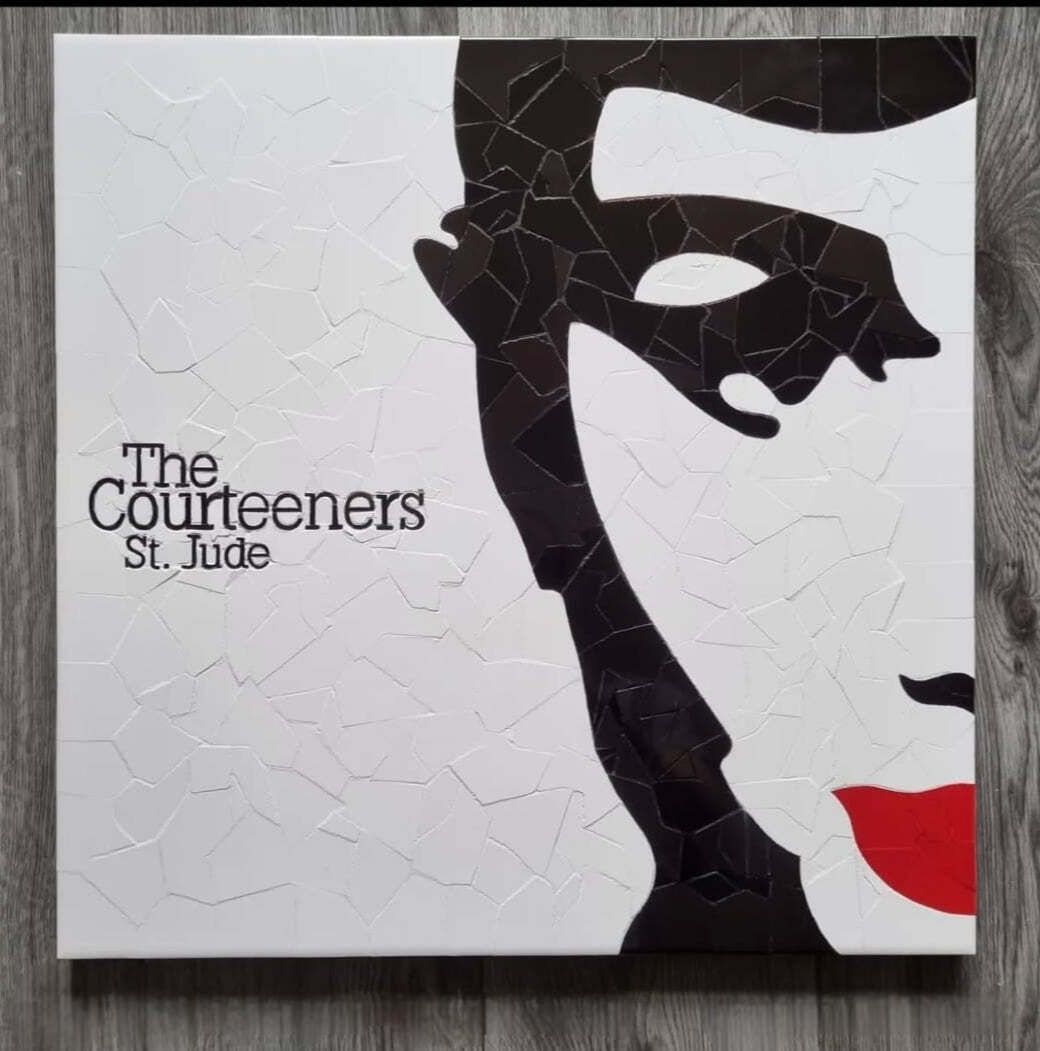 Francis Thorrington, Courteeners, St.Jude photo furniture