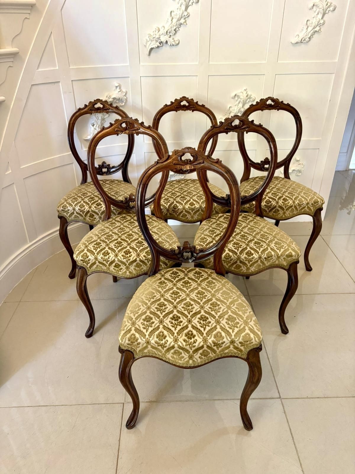 Outstanding Quality Antique 19th Century Set Of Six Carved Walnut Dining Chairs