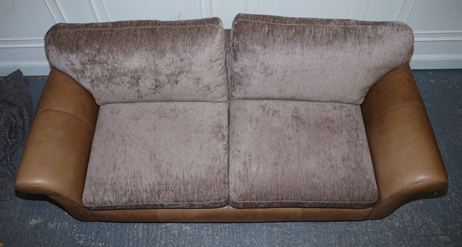 1150.0 Vintage Alexander & James Blake 3 Seater Leather & Fabric Sofa Rrp £2,240 photo