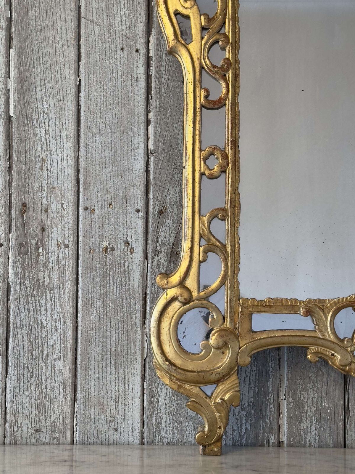 Fine Italian Giltwood Wall Mirror With Original Mercury Glass  18th Century photo 975.0