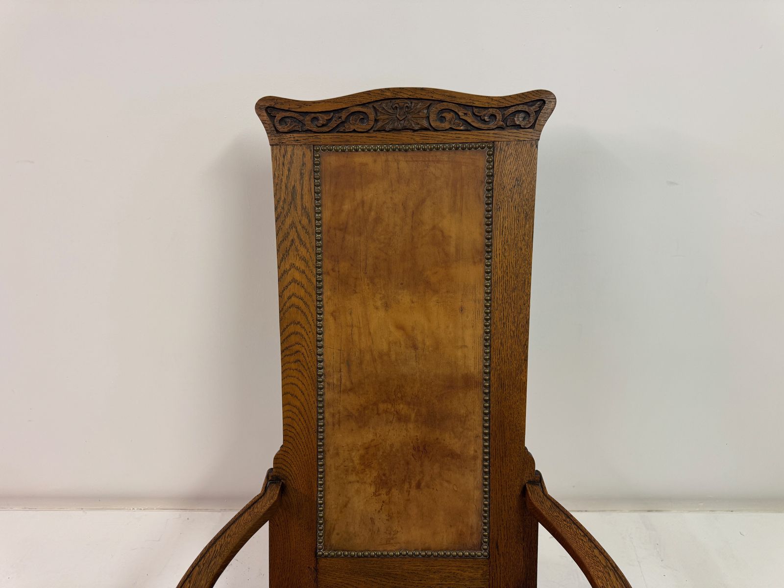 Arts And Crafts Oak Studio Chair By Arthur Simpson Of Kendal, Circa 1910 photo vinterior