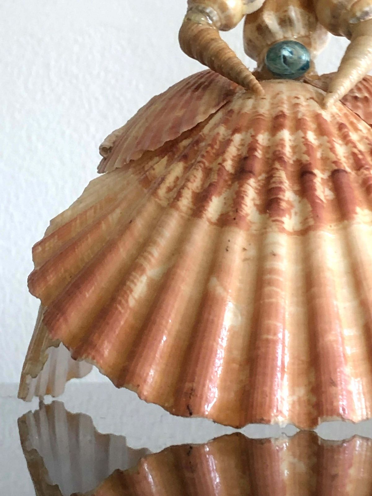 Pair Of Shabby Chic Neoclassical Sculptures Princess Shell France 1970 photo for sale