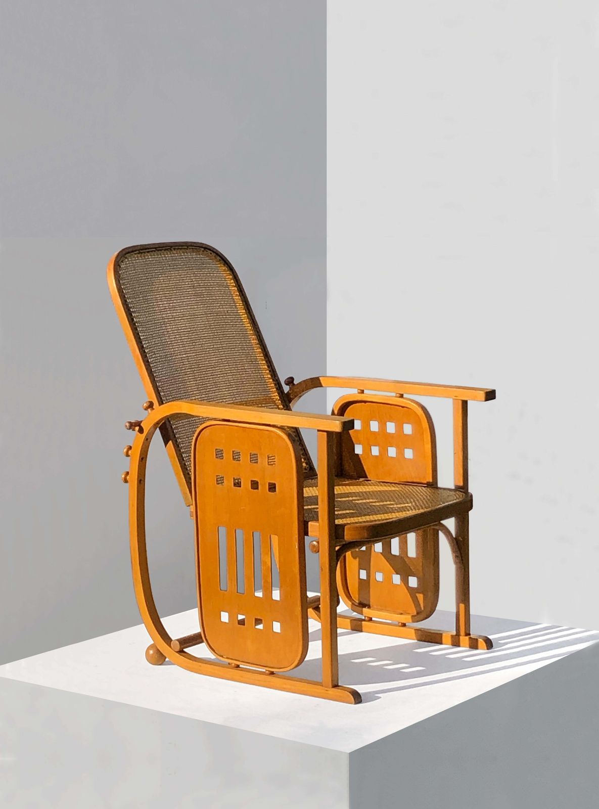 Sitzmaschine Chair By Josef Hoffmann & Fischel Wiener Werkstatte Austria 1910 photo furniture