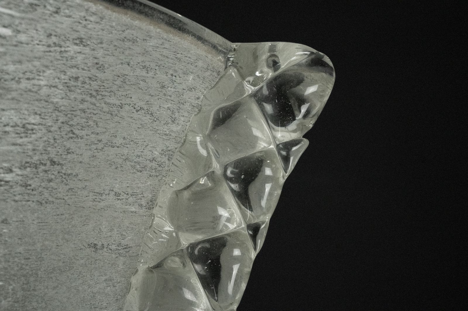 Rare Art Deco Ercole Barovier Chandelier In Pulegoso Murano Glass. Italy 1940s photo 5850.0