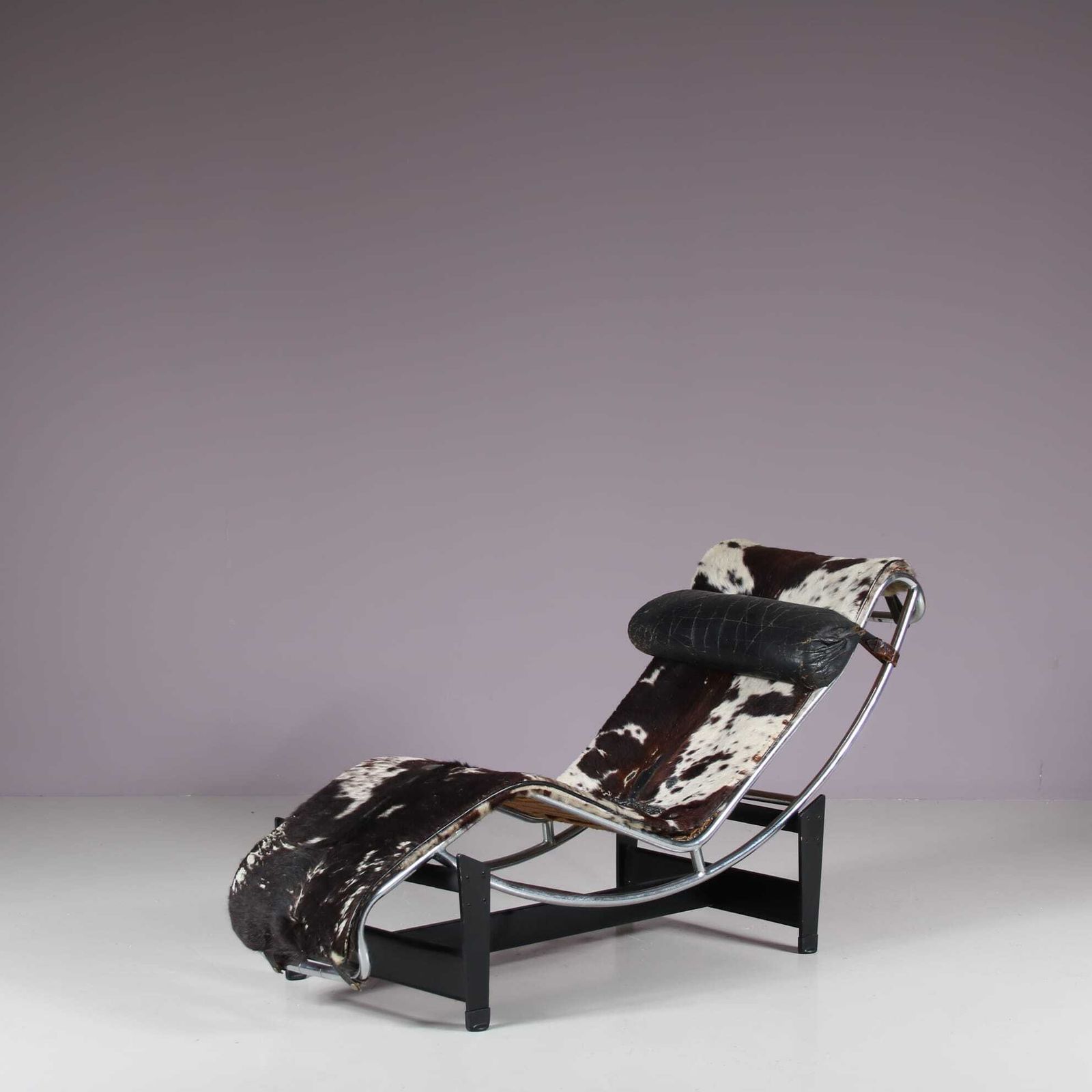 1930s Early “Lc4” Chaise Longue By Le Corbusier, Pierre Jeanneret, And Charlotte Perriand, France photo buy