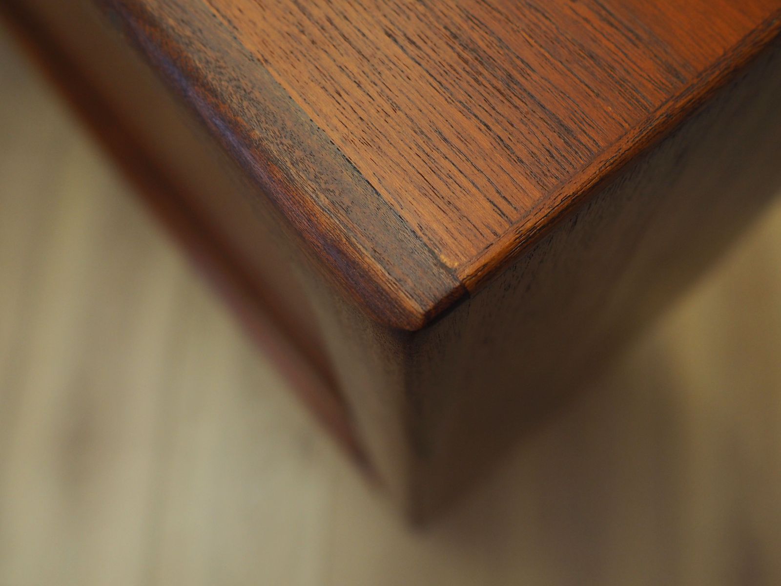 photo vinterior Teakhouten Dressoir, Deens Design, Jaren 1970, Productie: Denemarken