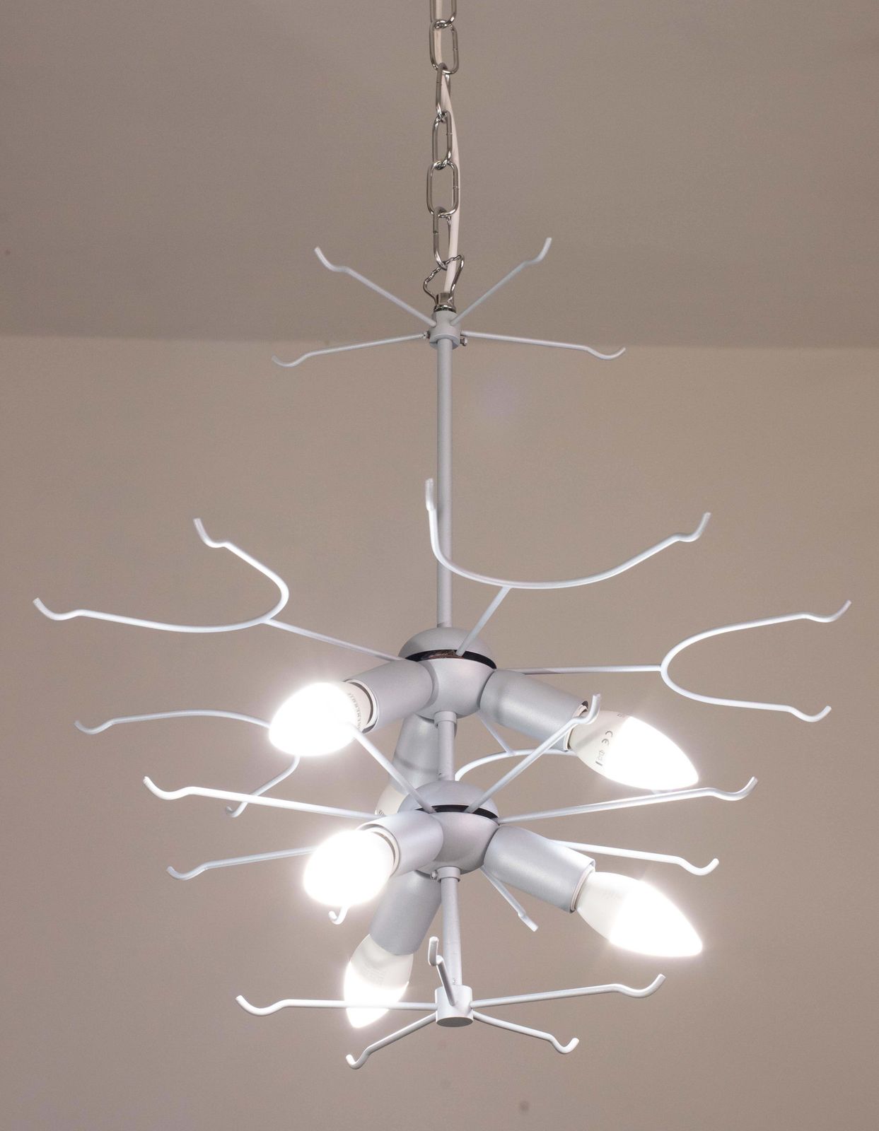 2658.0 Vistosi White Murano Glass Teardrop Shaped Discs Chandelier, Italy, 1970s photo