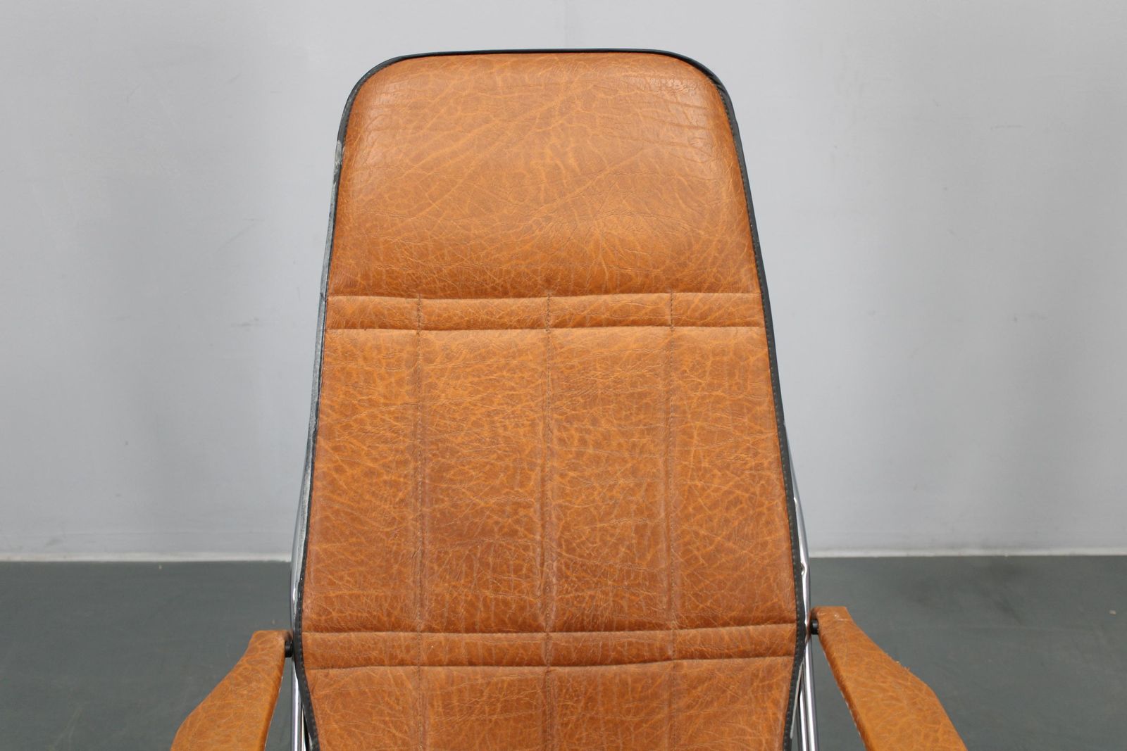 1970s Italian Folding Lounge Chair With Leatherette Upholster photo vinterior
