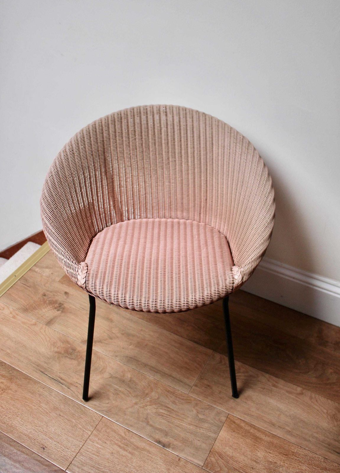 Mid Century Modern Lloyd Loom Lusty M300 Cocktail Lounge Chair photo 199.0